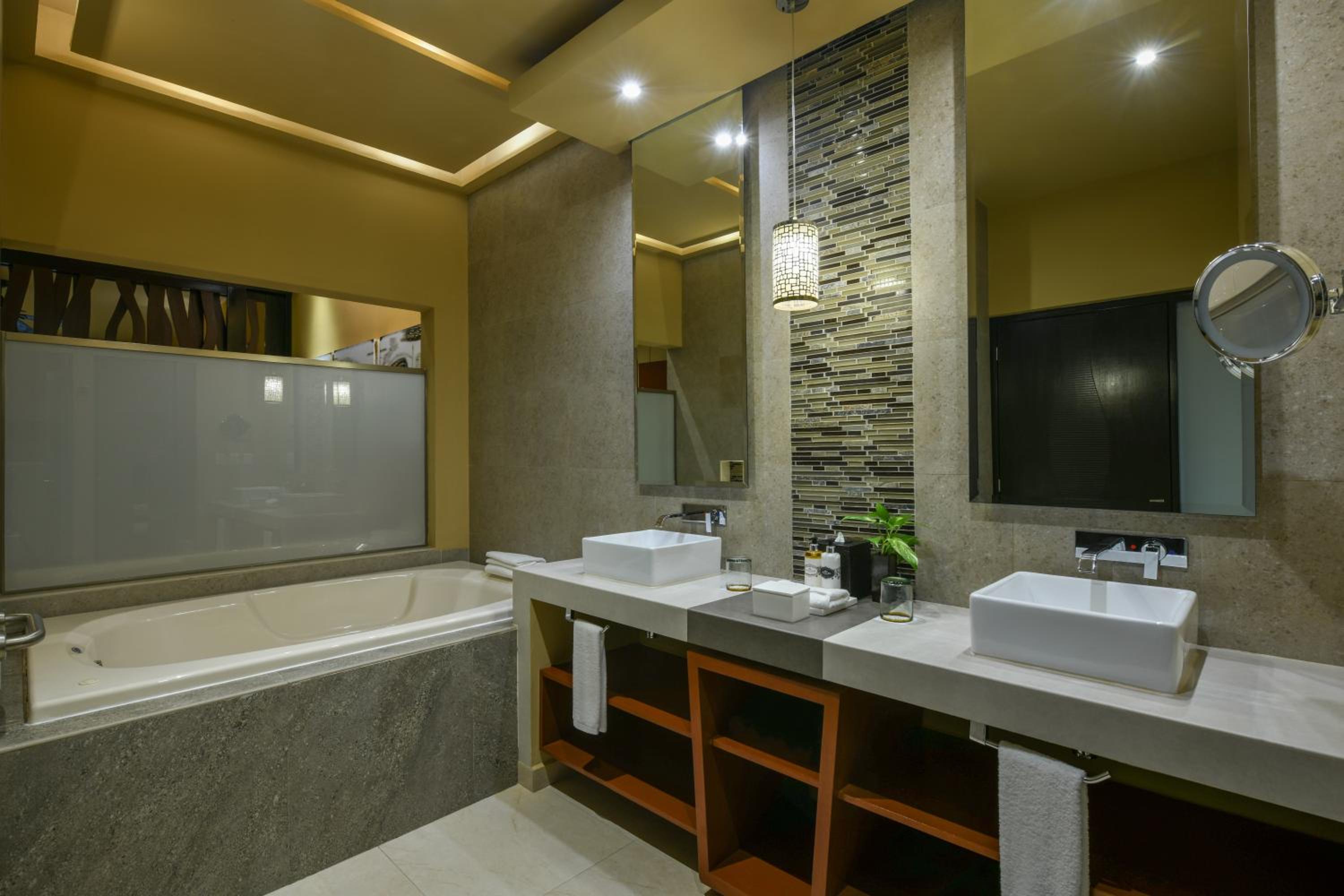 Suite with Private Pool photo 2