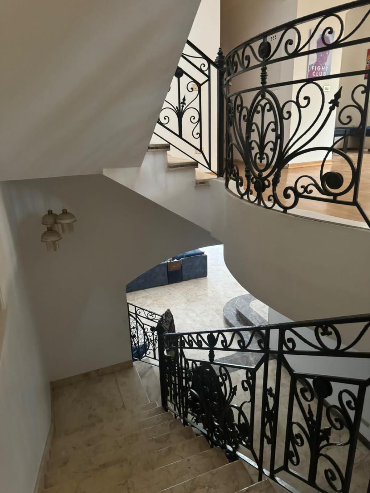 Villa photo 3