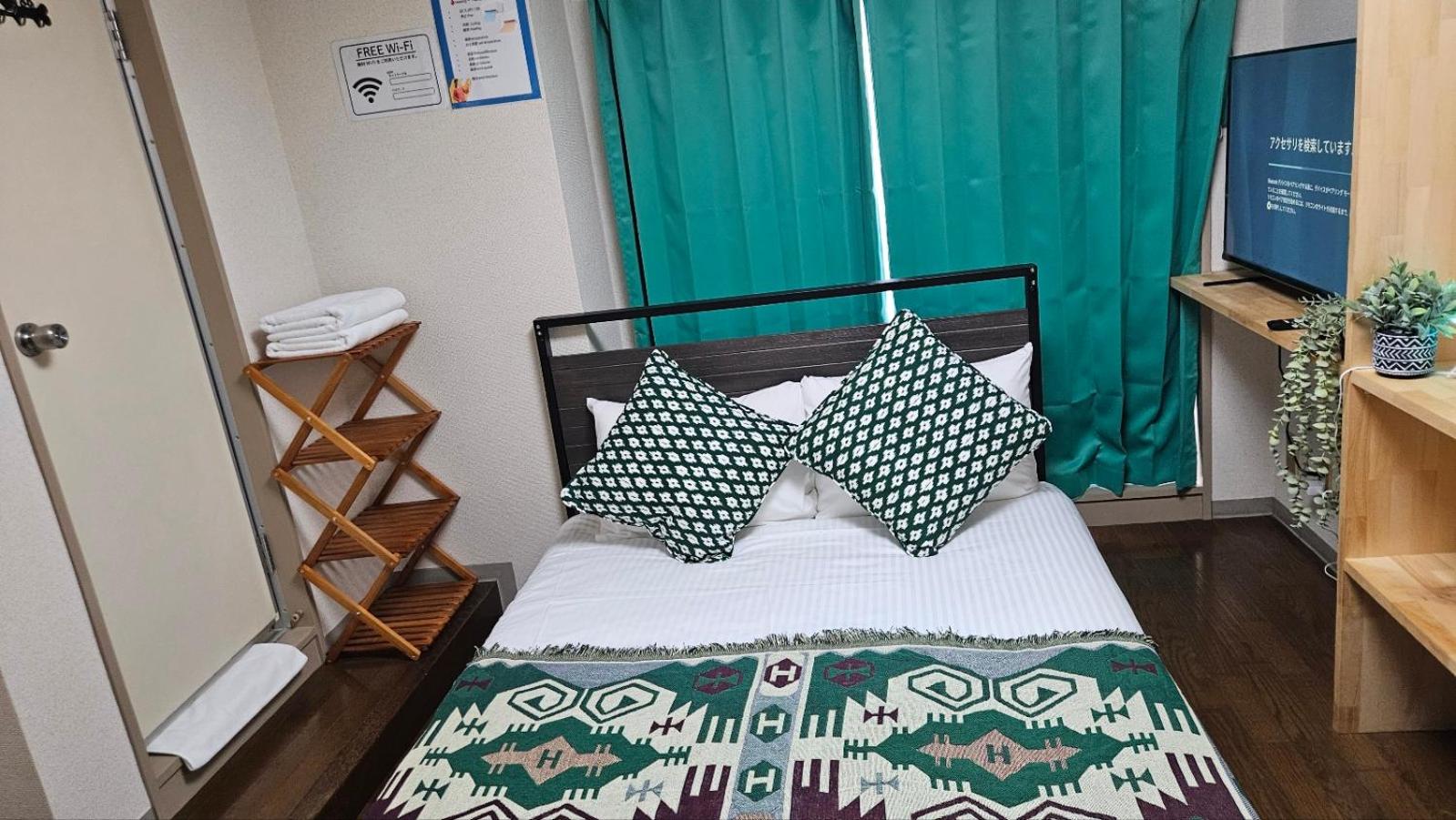 Double Room With Private Bathroom photo 2