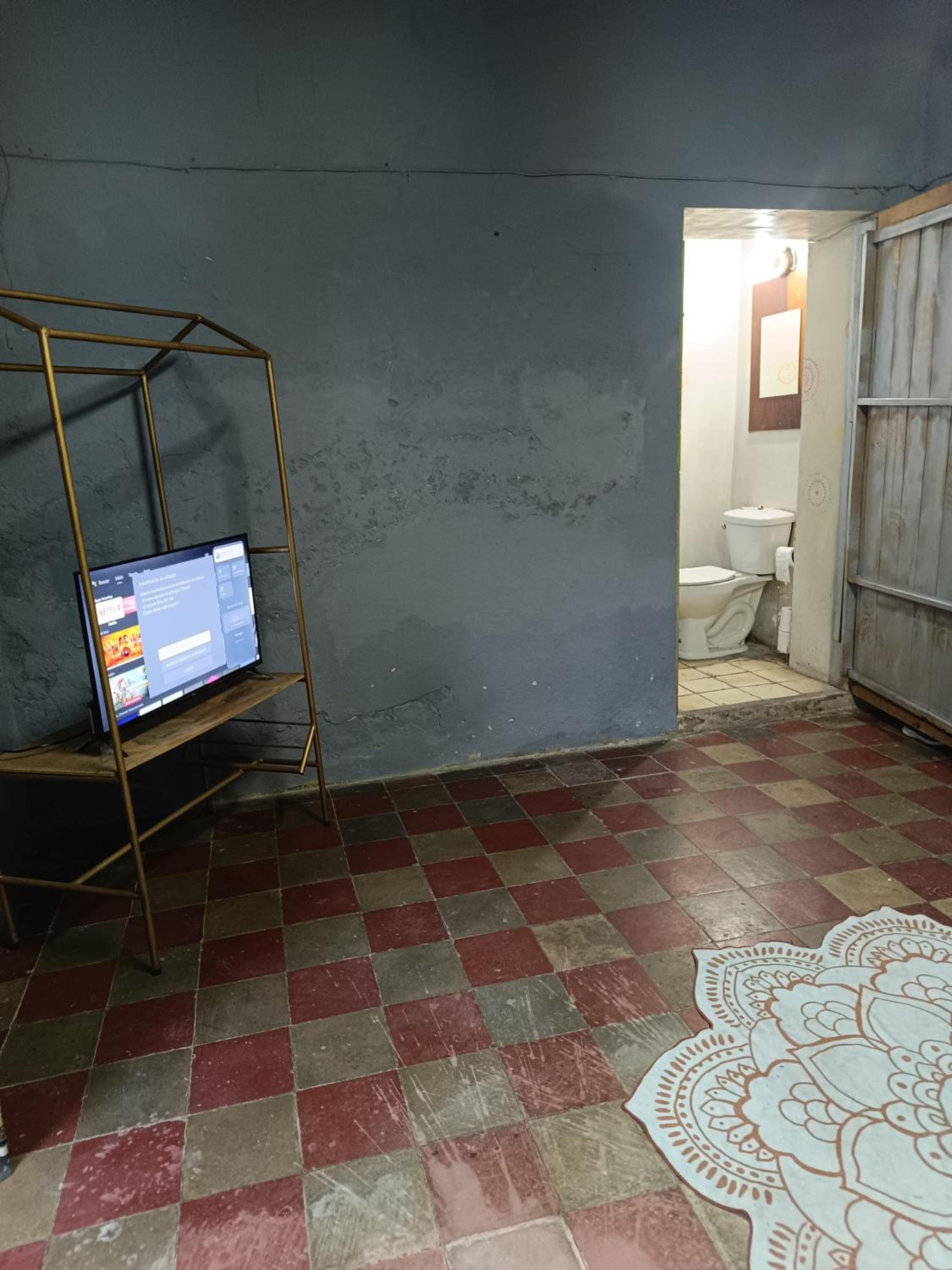 Double Room With Private Bathroom photo 3
