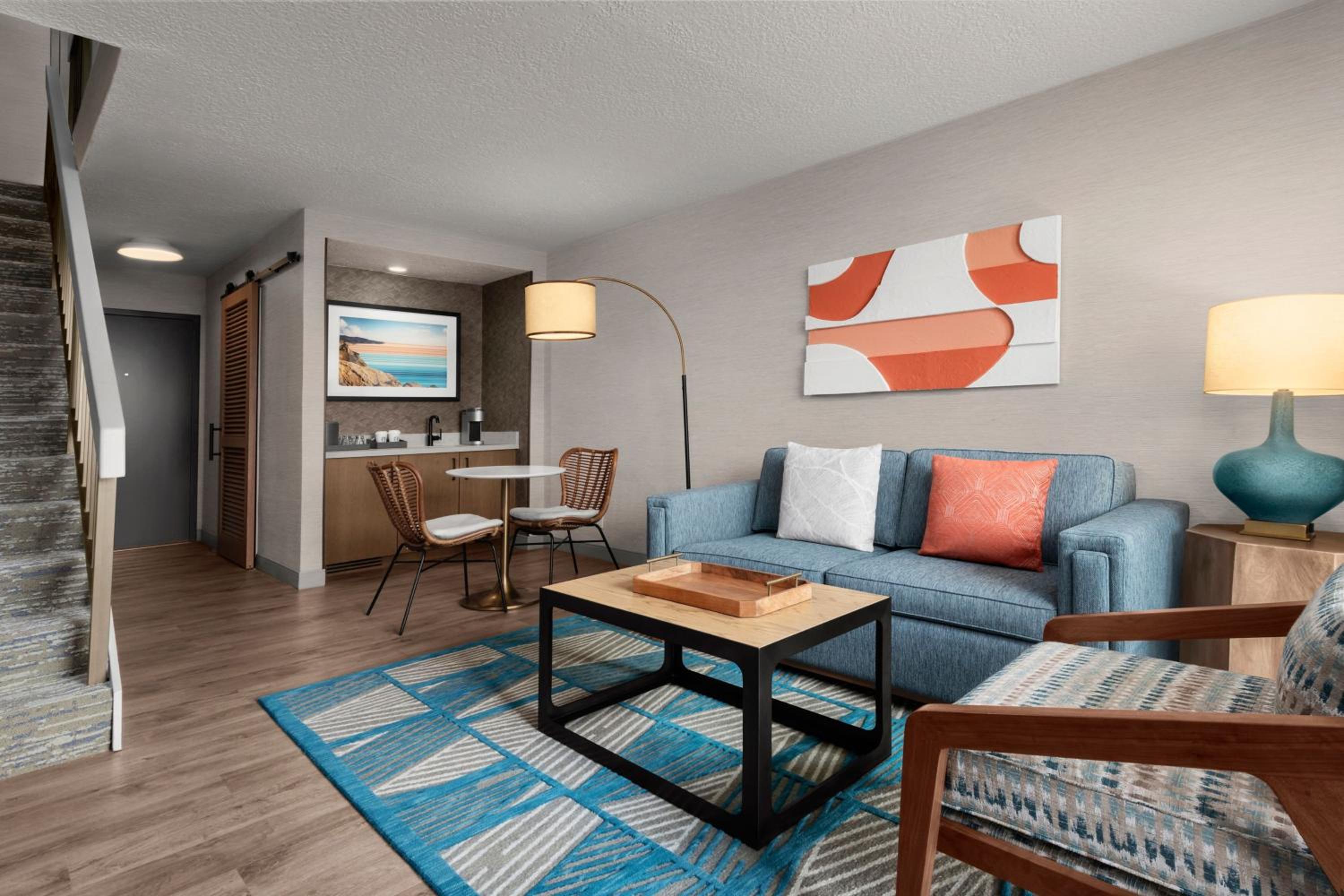 Townhouse Suite, Bi-level Suite, Balcony - Photo 2