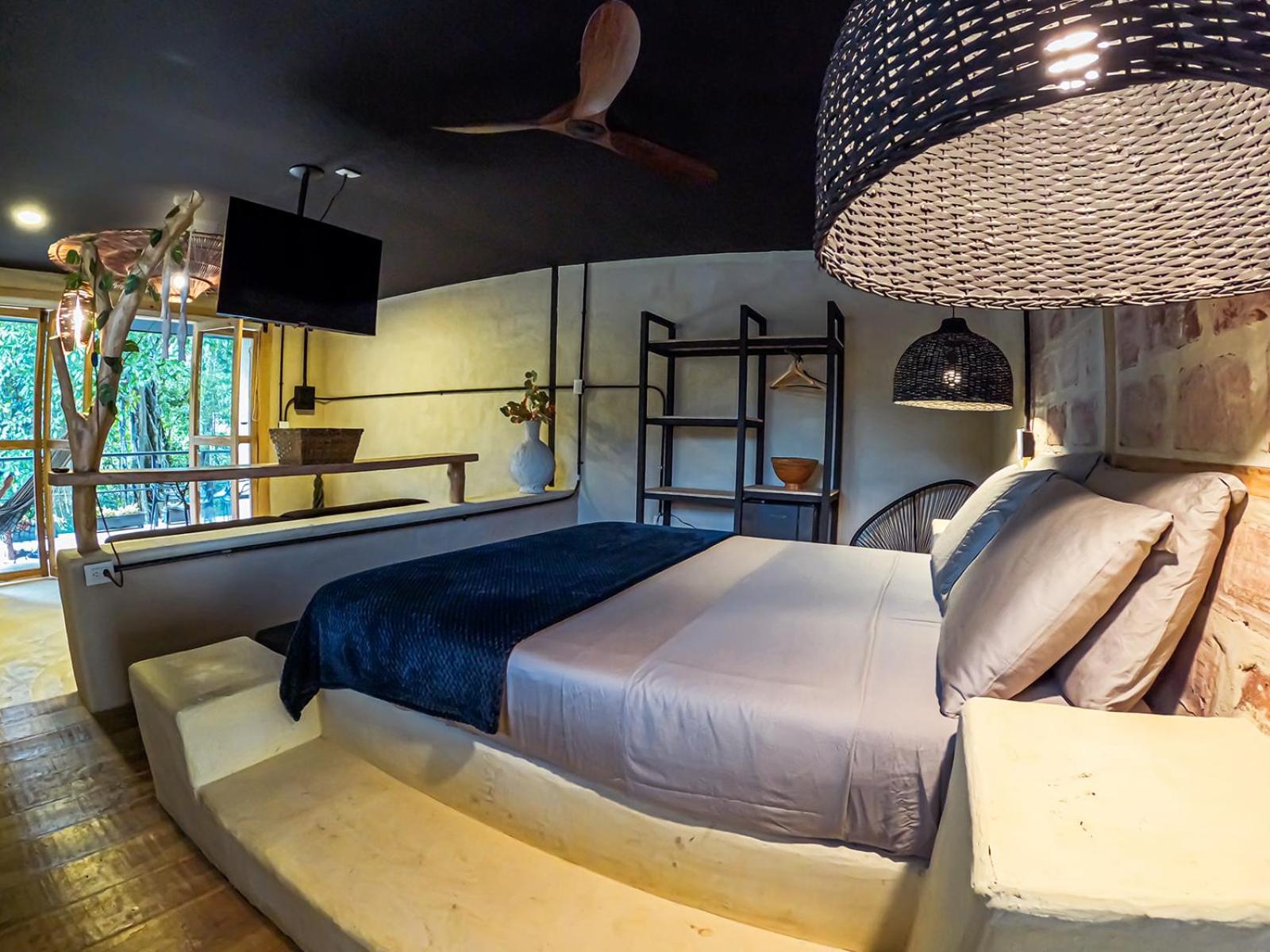 Suite with Balcony photo 3
