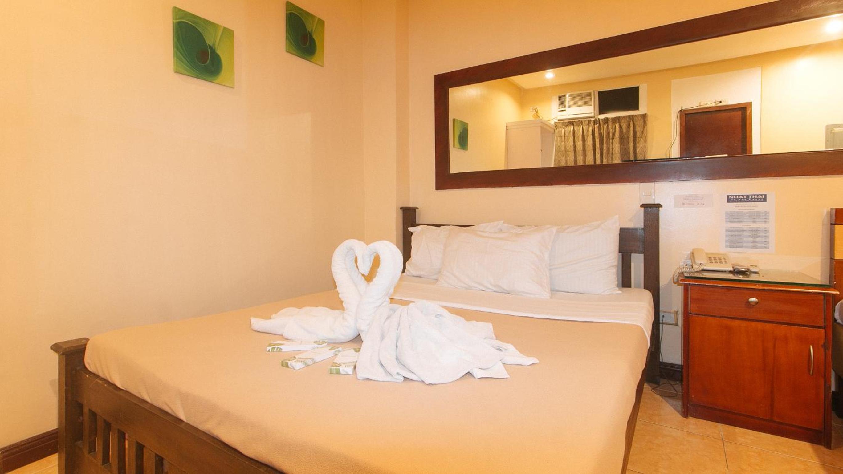 Quadruple Room - Photo 5