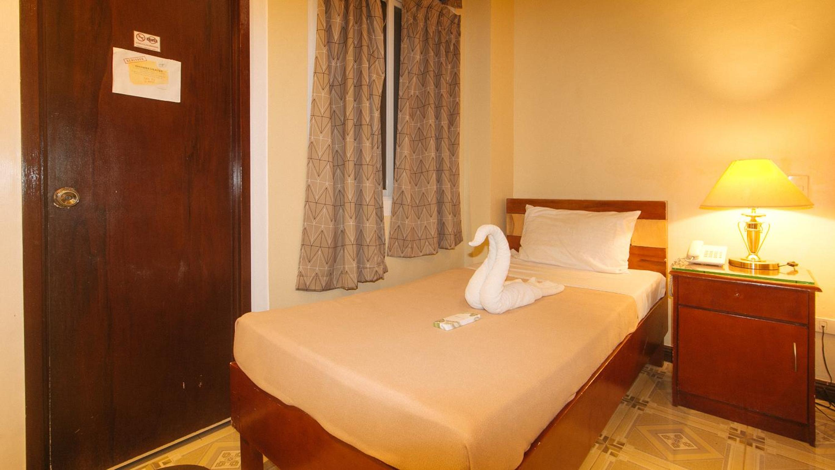 Triple Room - Photo 2