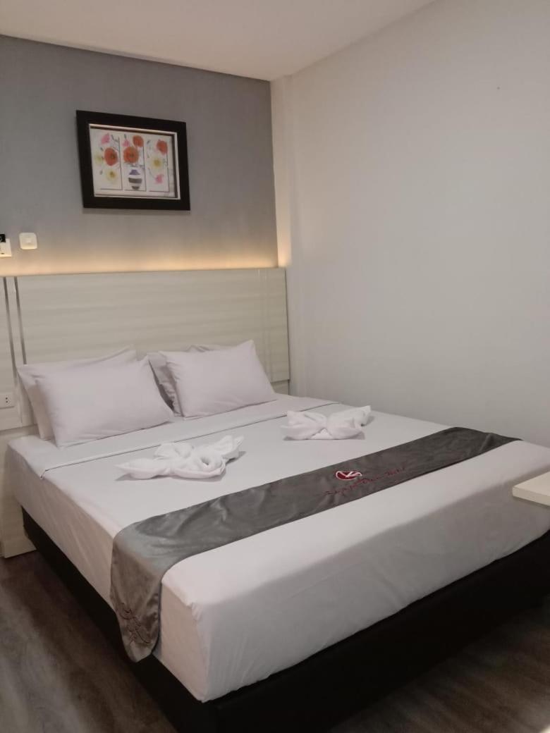 Double or Twin Room photo 3