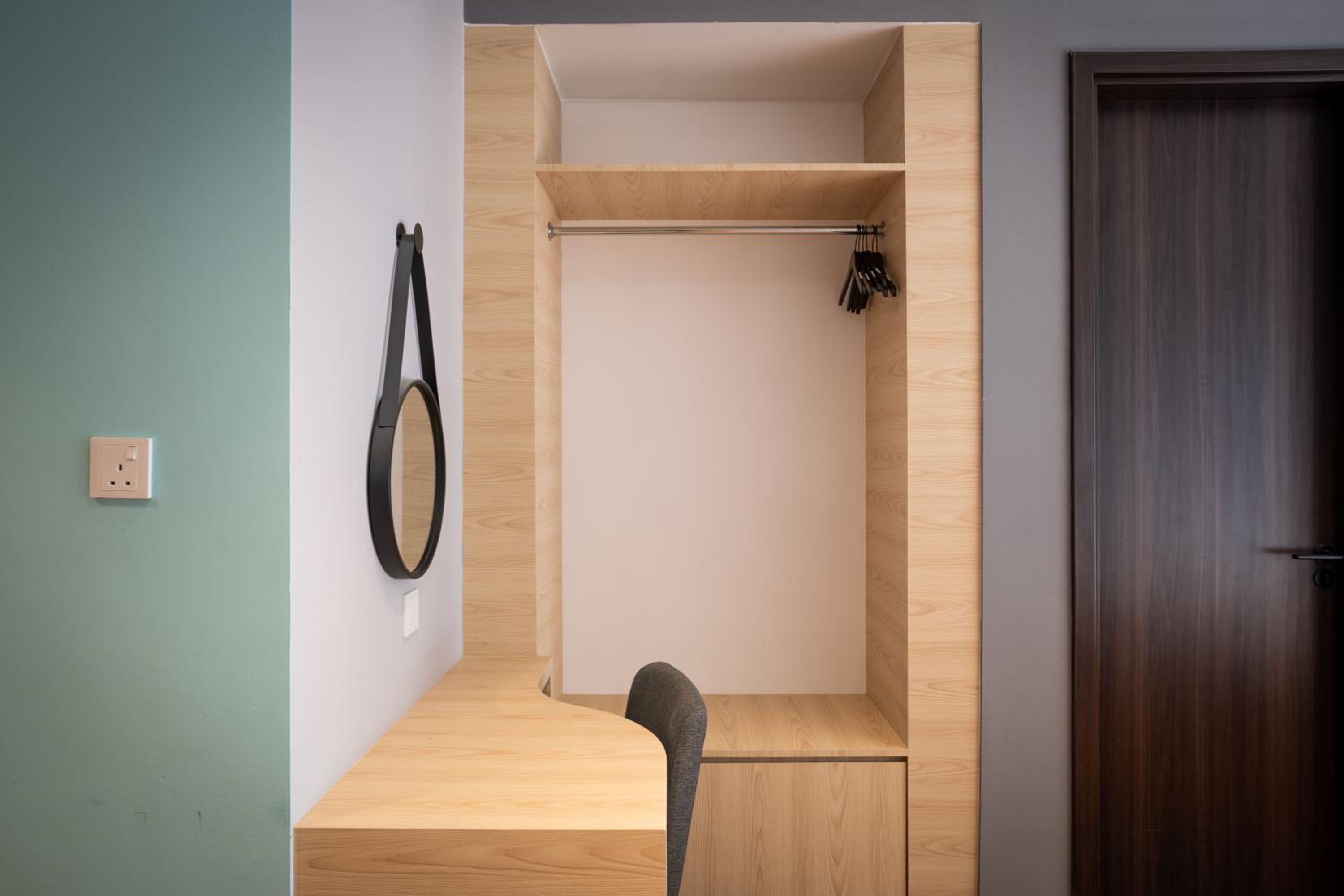 Budget Twin Room - Photo 4