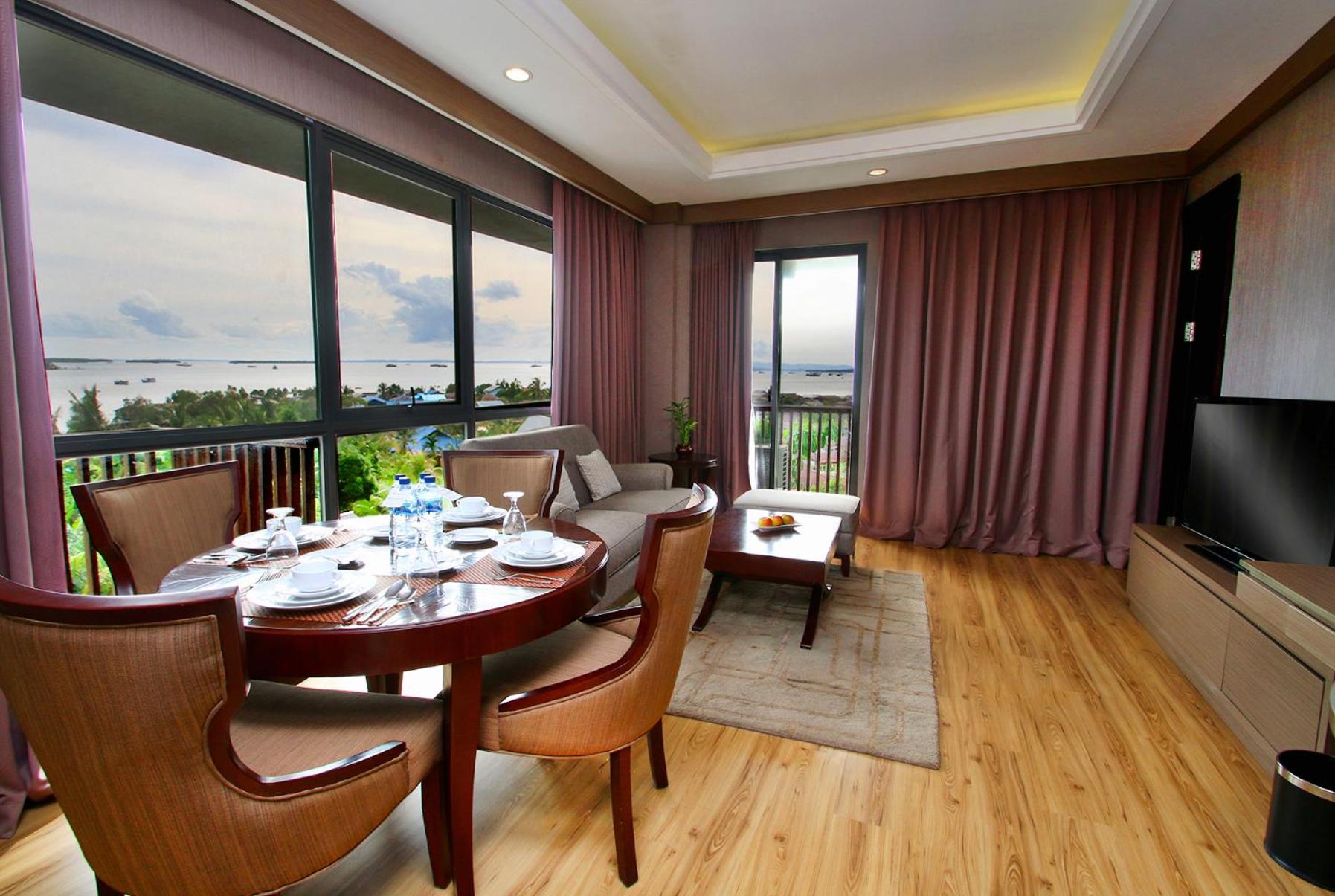 Business Suite photo 3