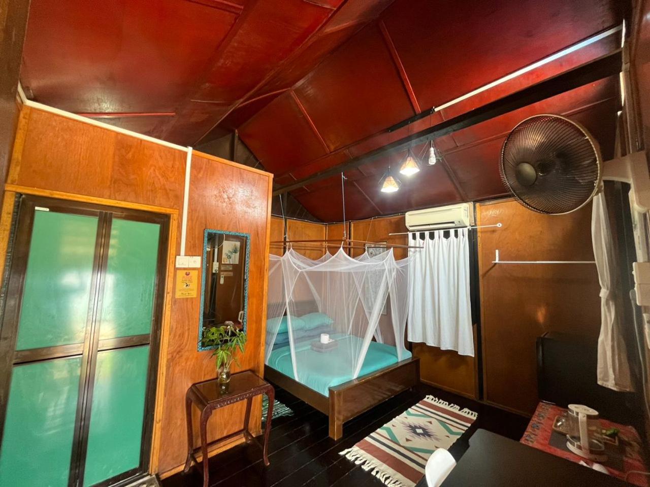 Double Room with Balcony and Sea View