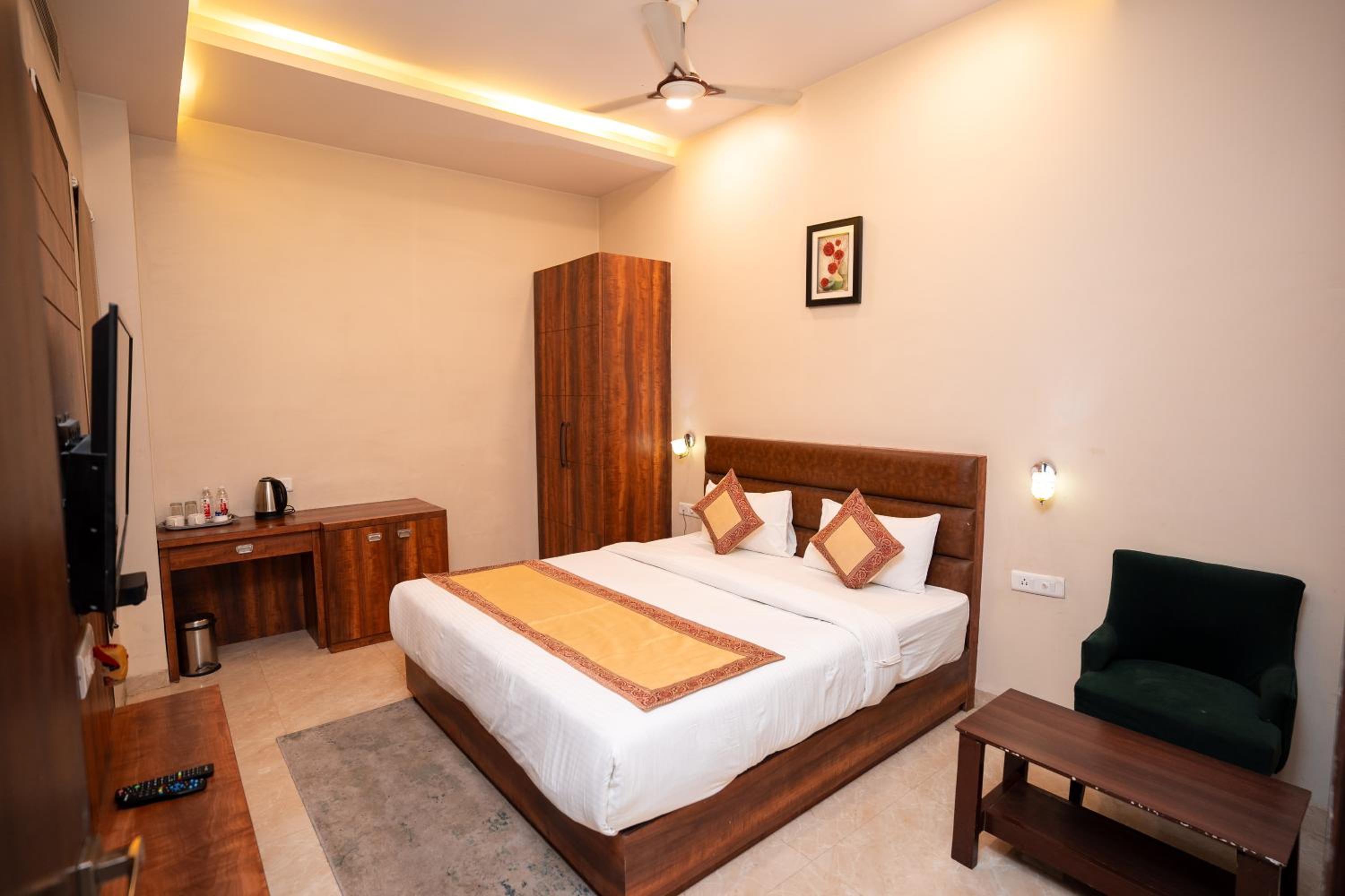 Deluxe Double Room - Photo 3