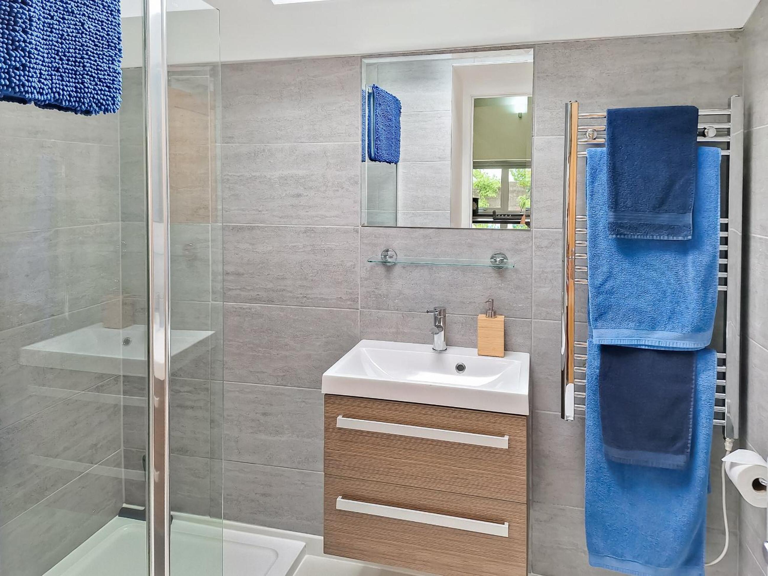 One-Bedroom Vacation Home - Photo 12