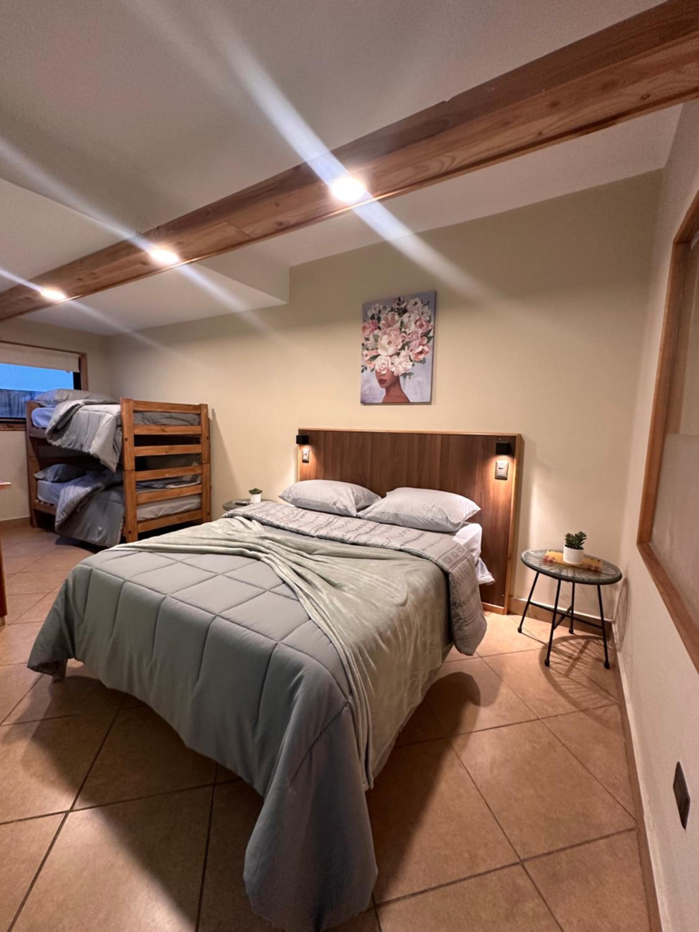 Family Room With Private Bathroom photo 1