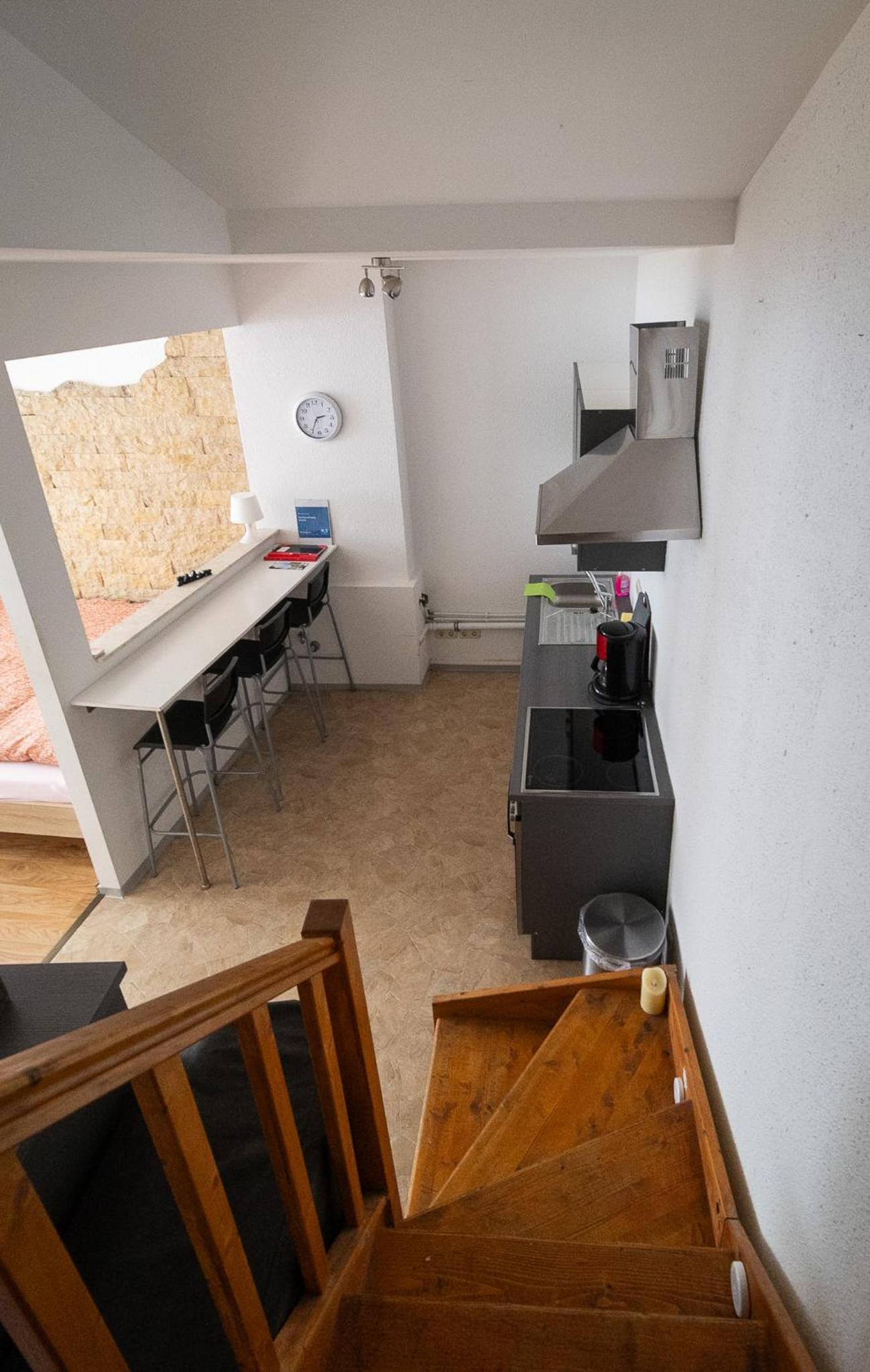 Apartment with Shower - Photo 14