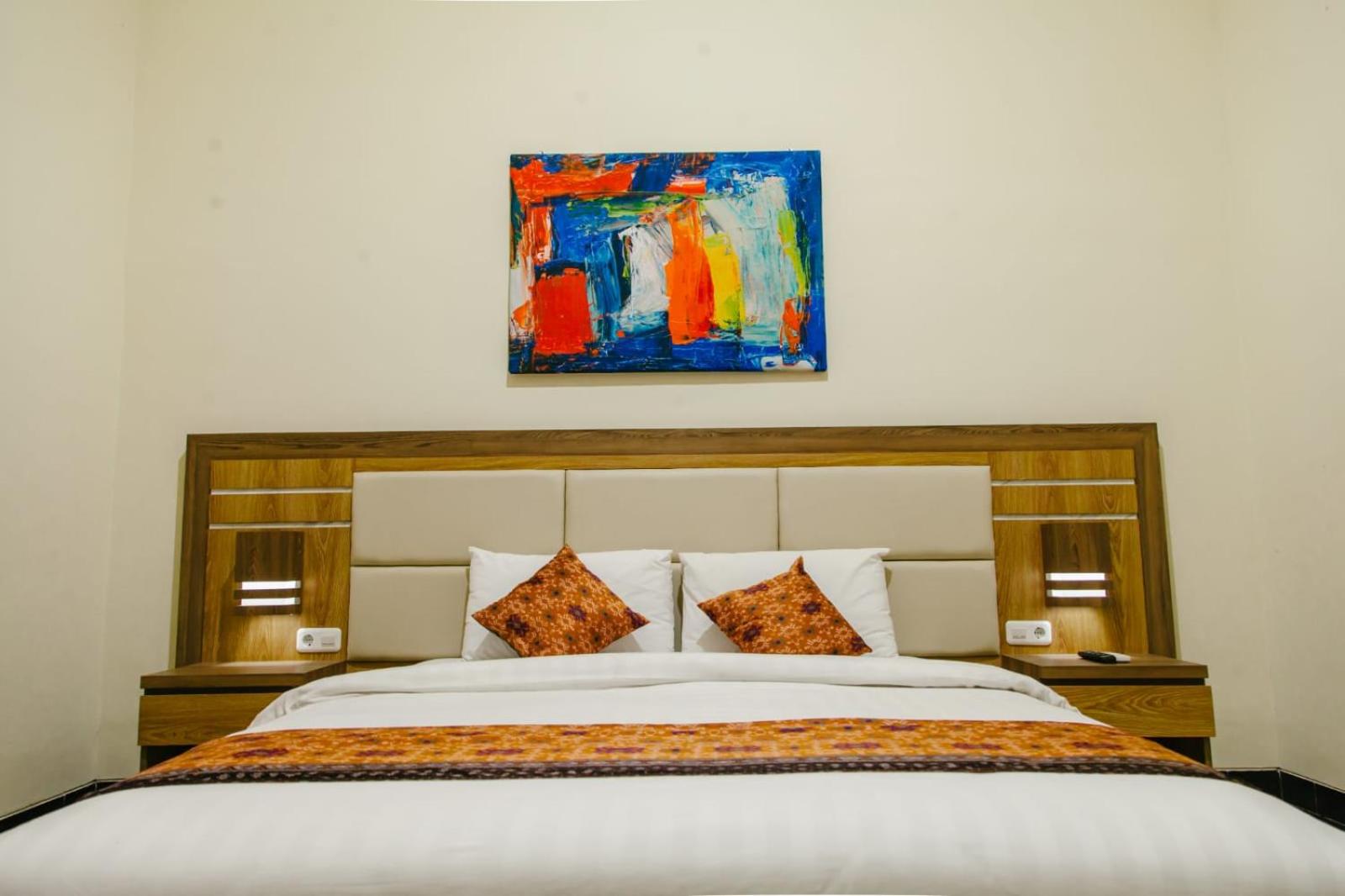 Deluxe Room - Photo 1