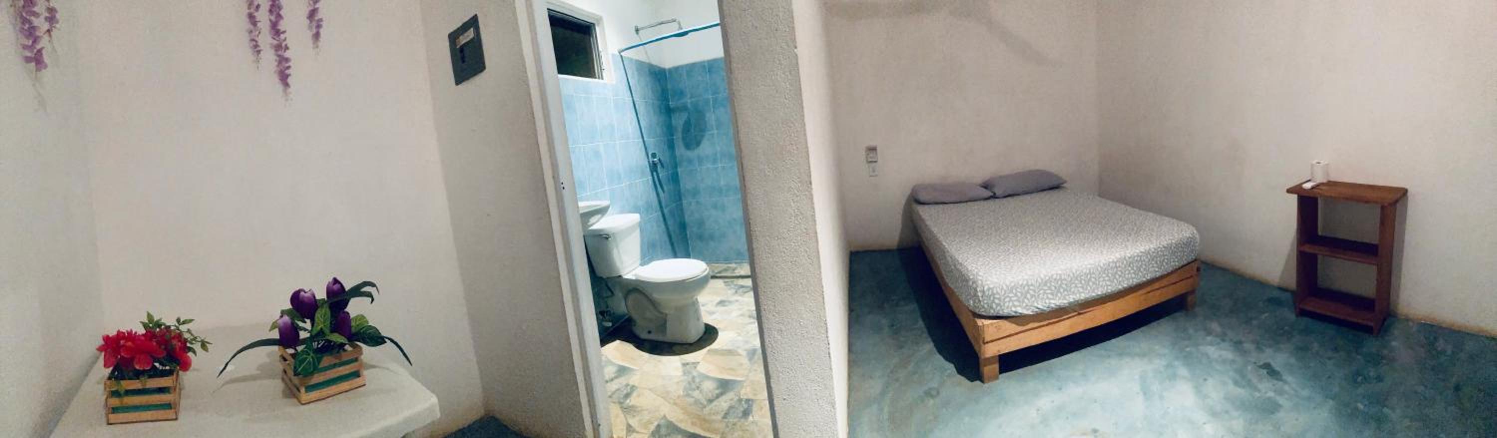 Five-Bedroom House photo 1