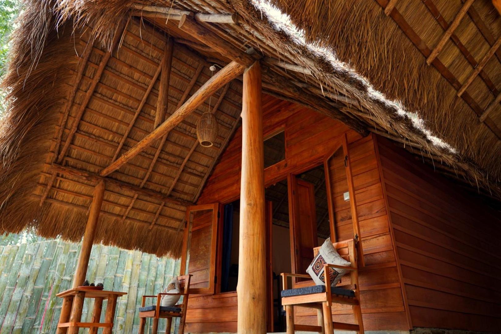 Deluxe Double Wooden Chalet photo 3