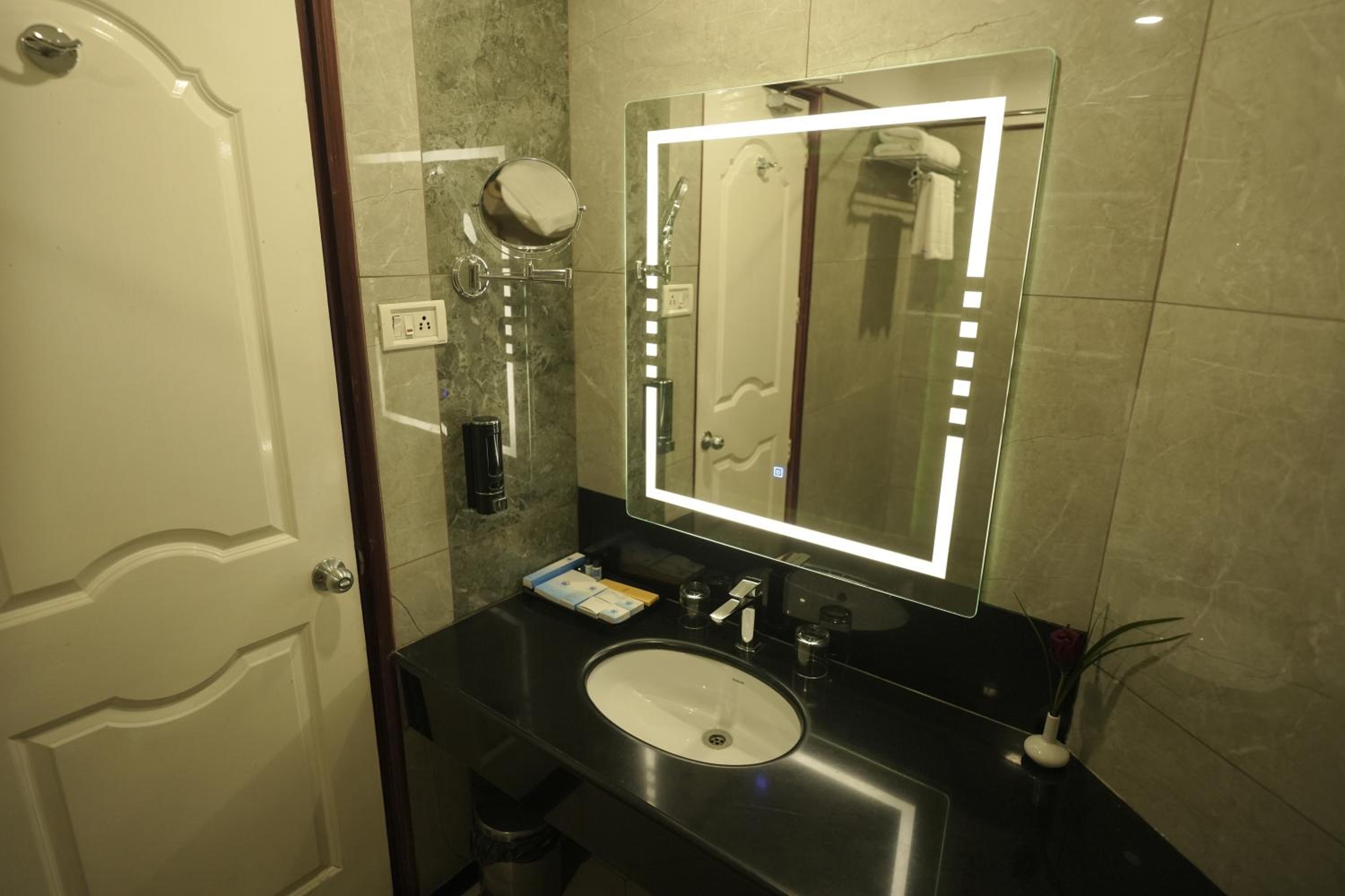 Club Double or Twin Room with 15% discount on Spa - Photo 3