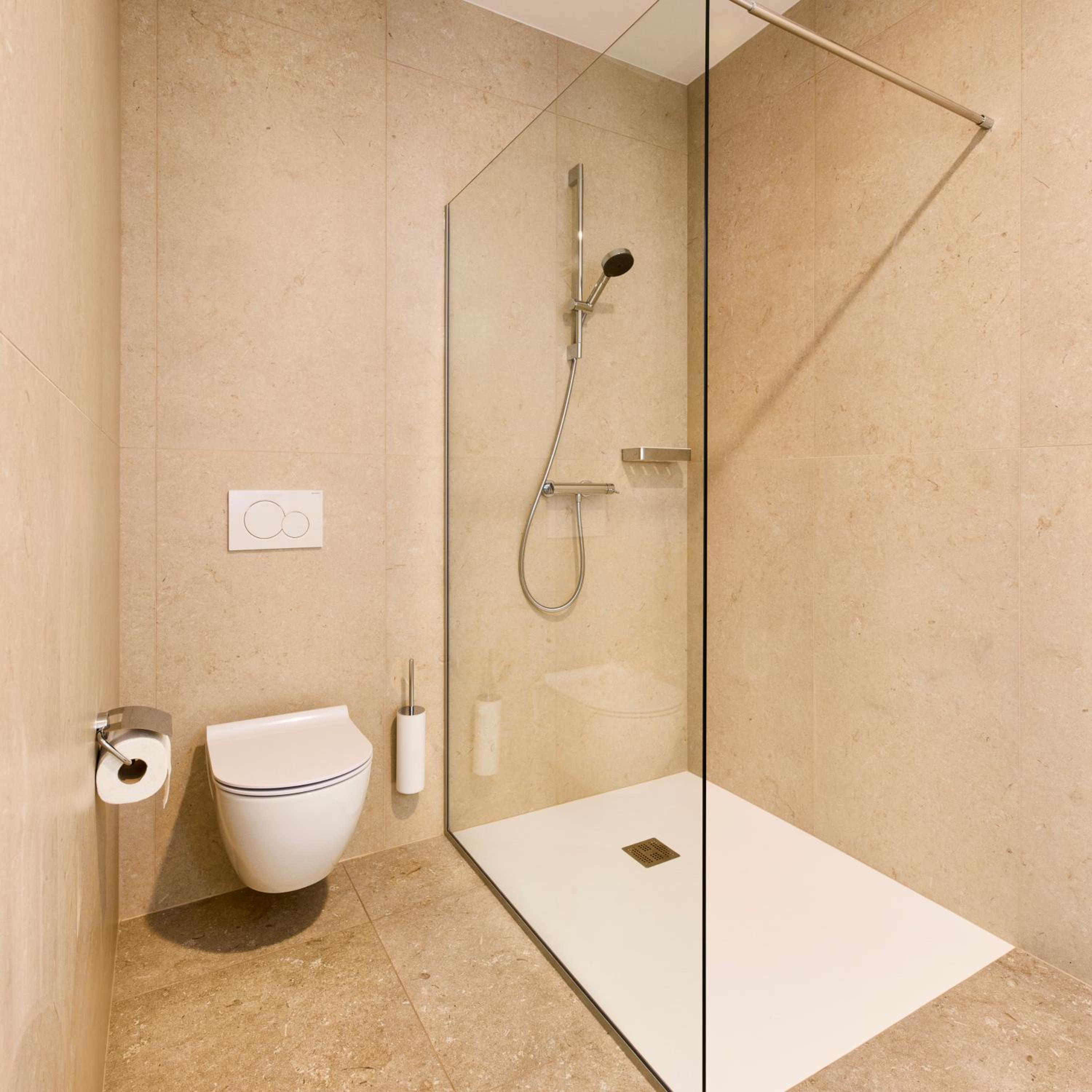 Deluxe Double Room with Balcony photo 3