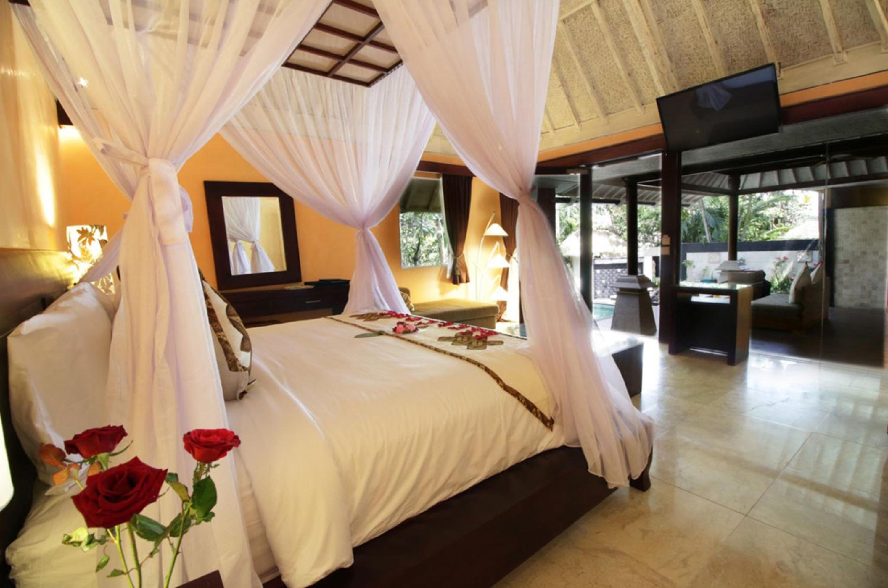 Two-Bedroom Spa Pool Villa
