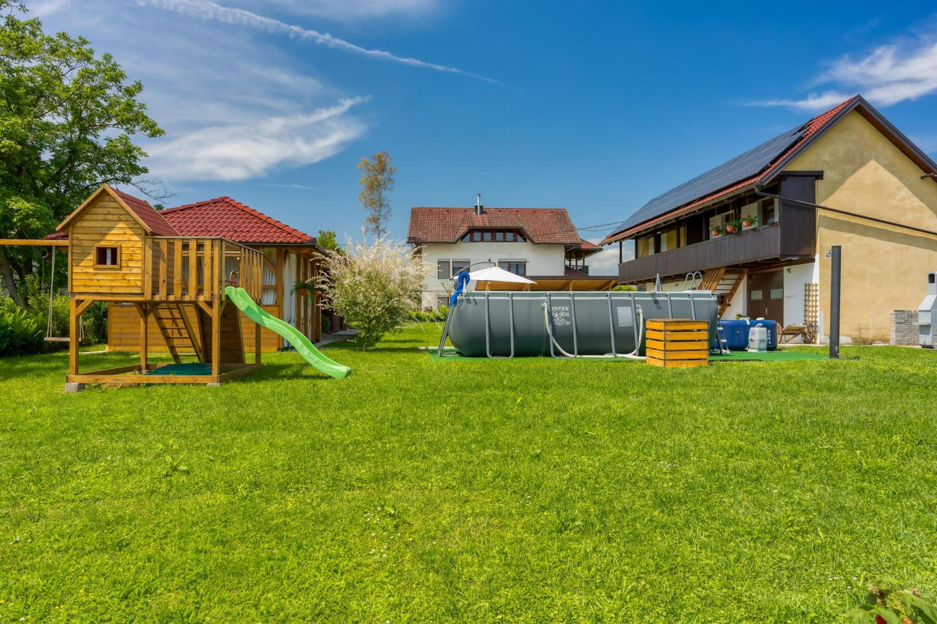 Three-Bedroom House photo 1