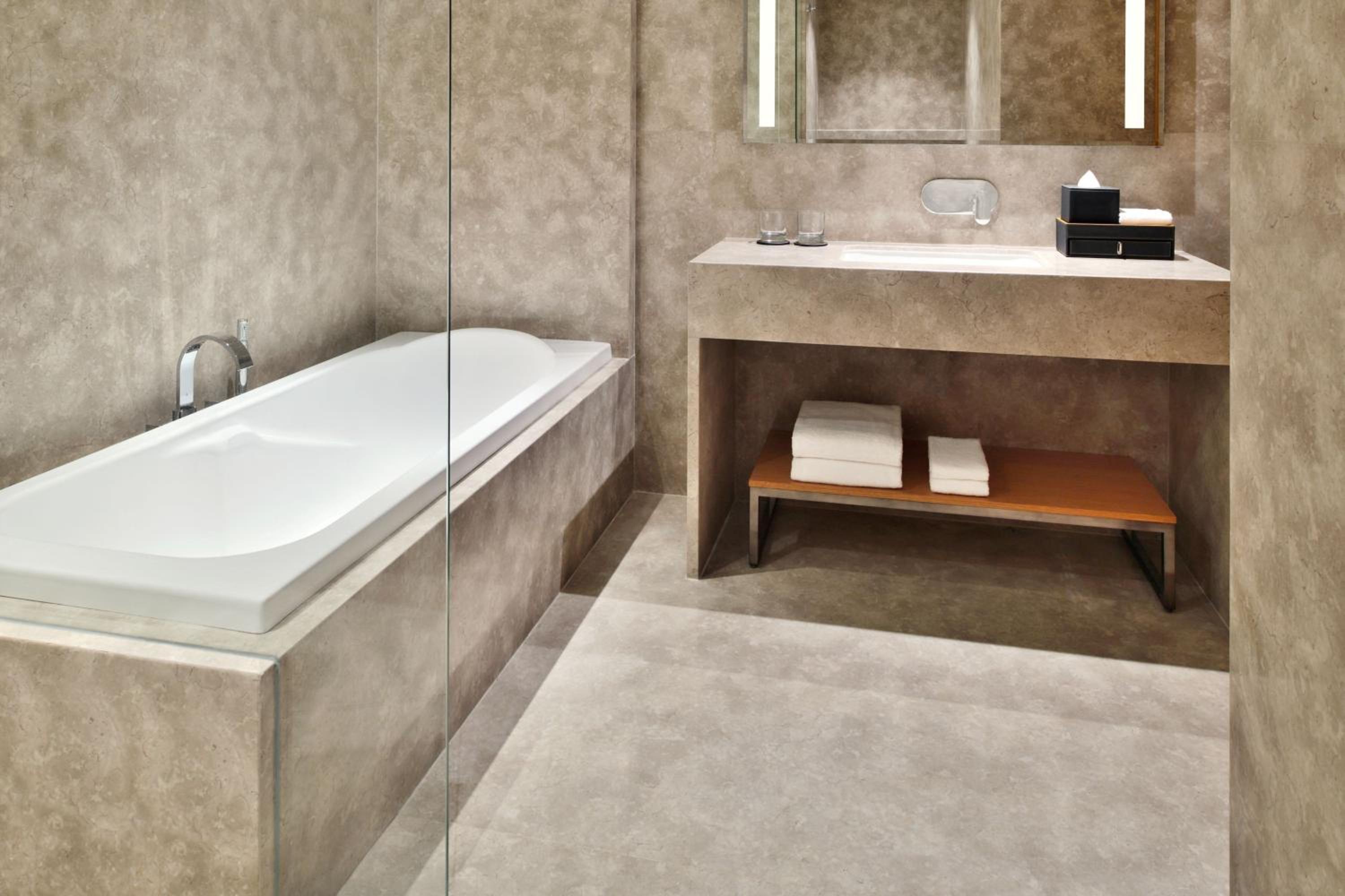 Presidential Suite, Suite, 1 King, Sofa bed, City view Presidential Suite, Suite, 1 King, Sofa bed, City view