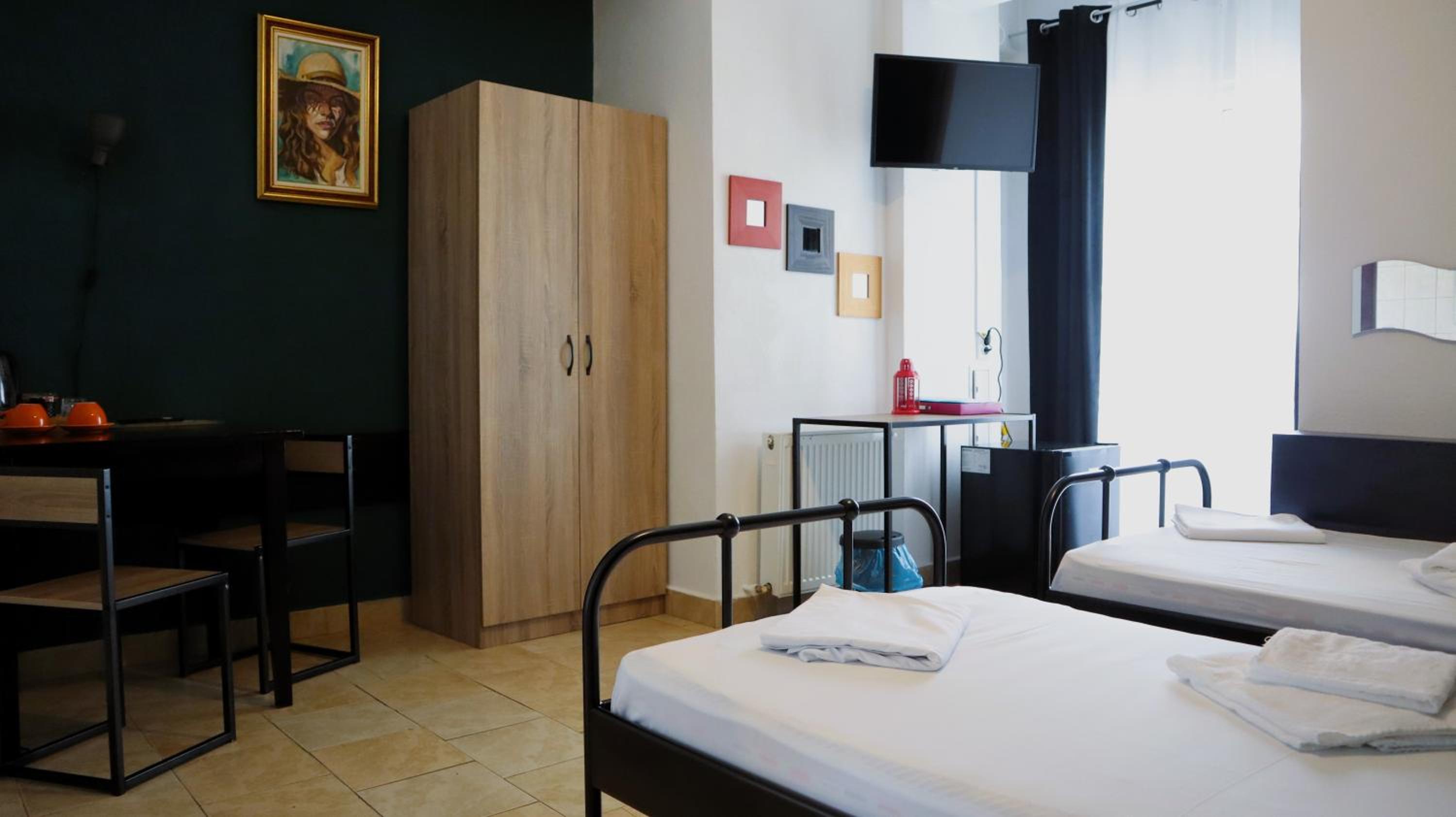 Superior Twin Room - Photo 9