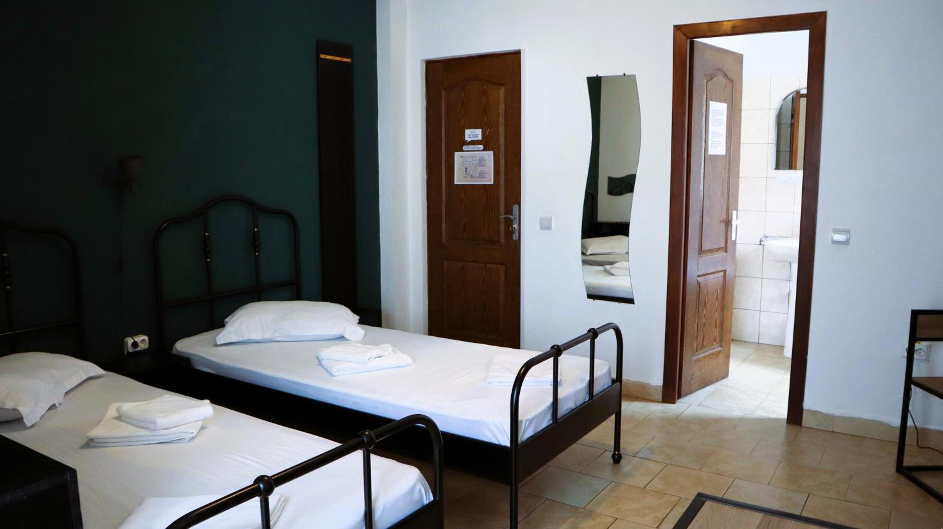 Superior Twin Room - Photo 8