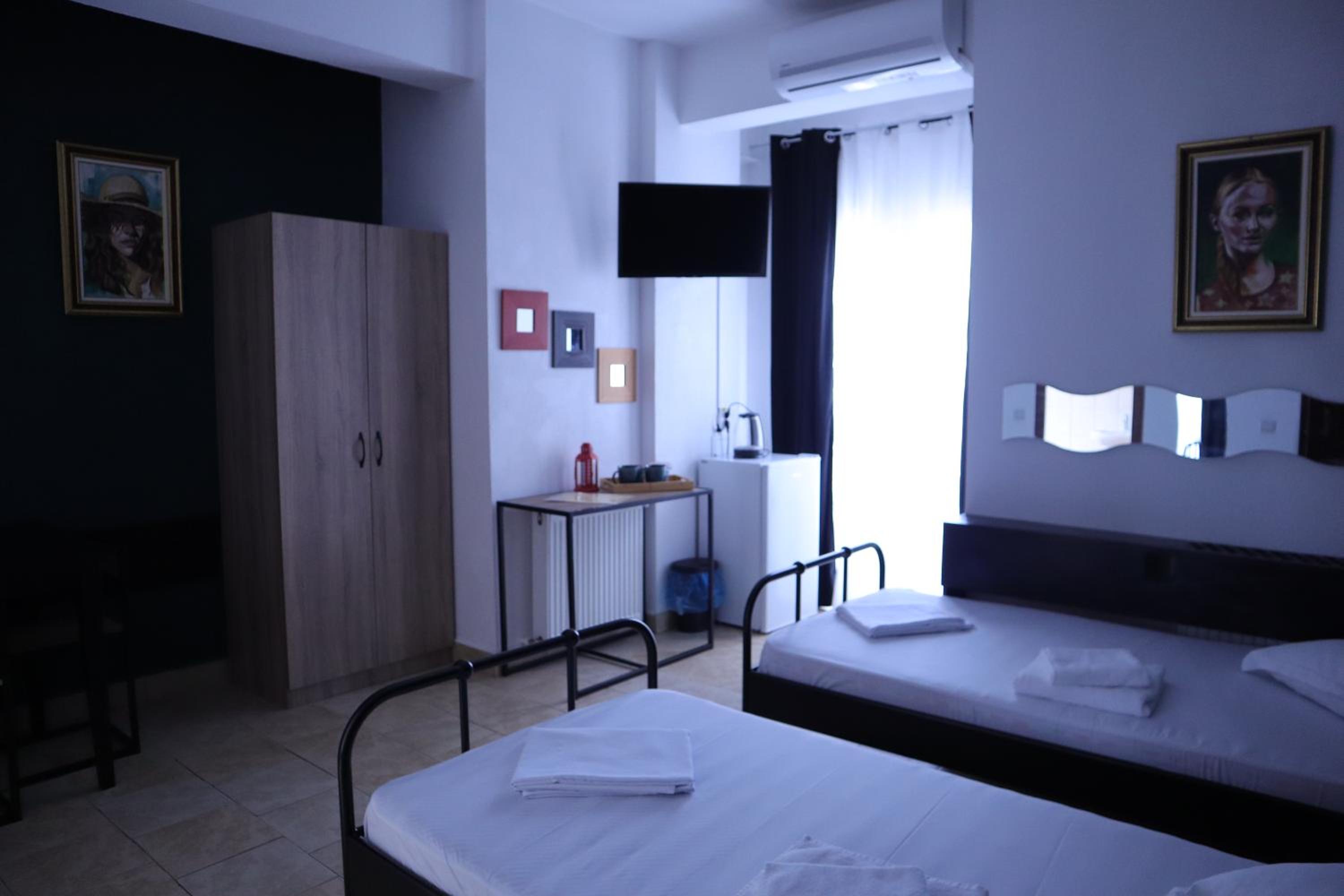 Superior Twin Room - Photo 7