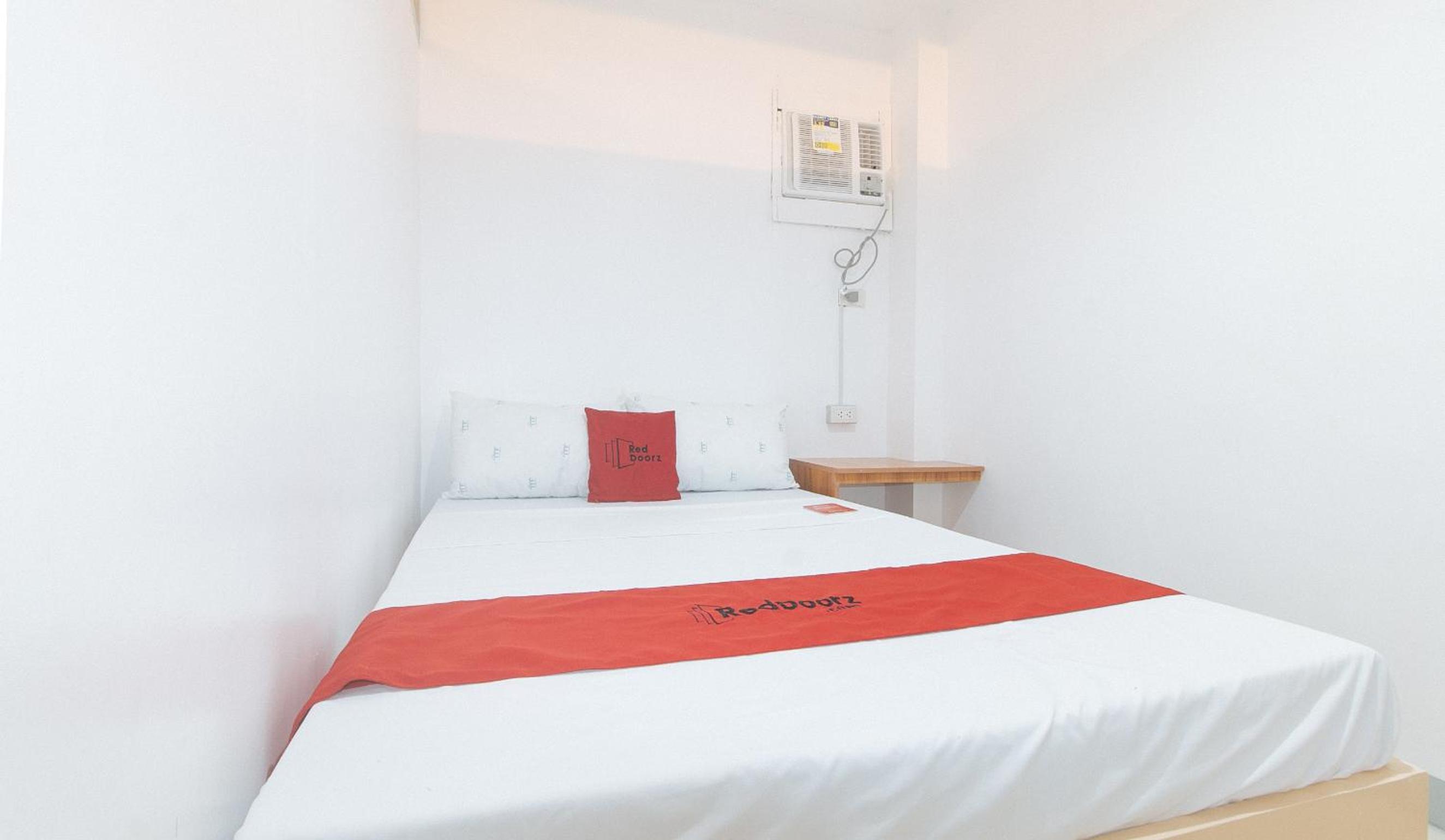 Deluxe Room - Photo 3