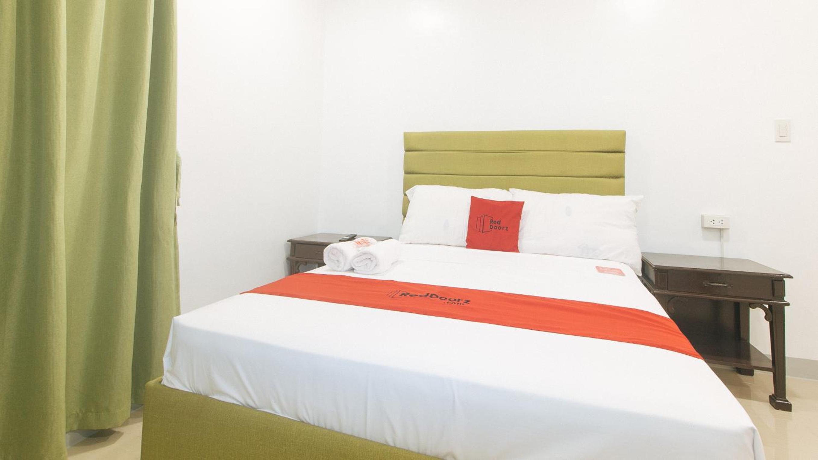 Standard Double Room - Photo 6