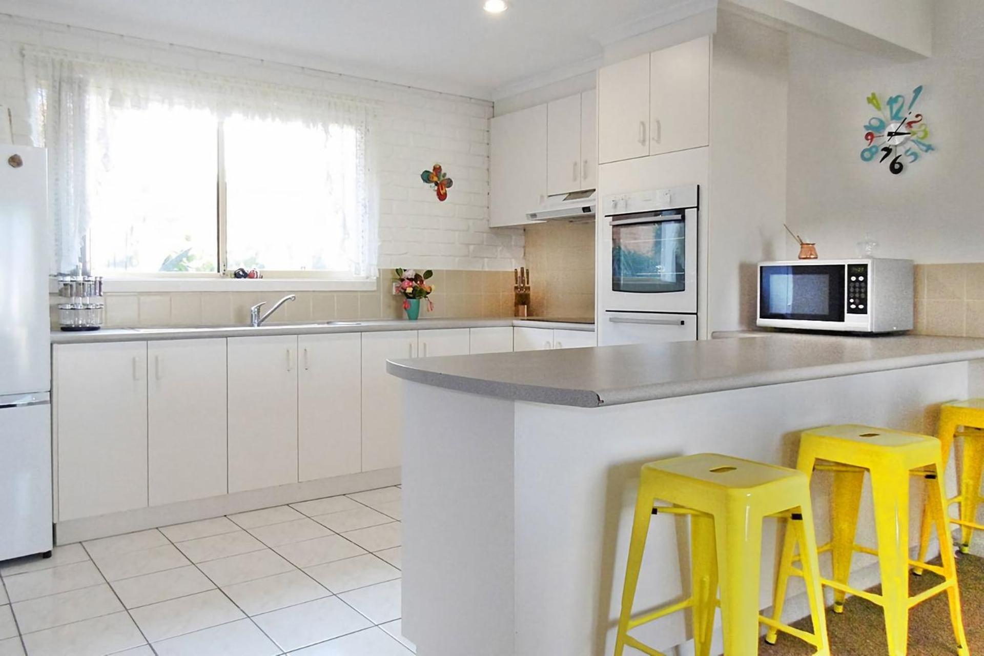 Three-Bedroom House photo 2