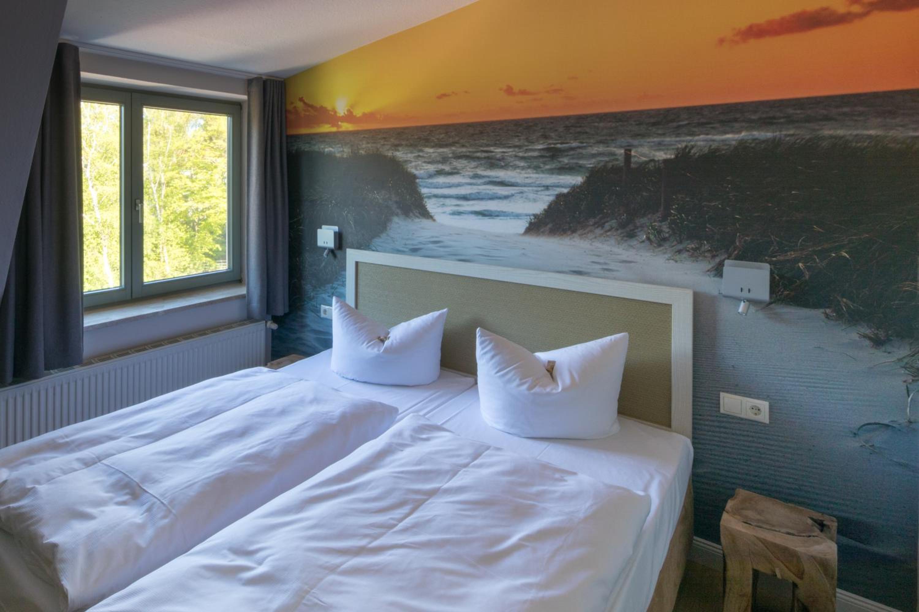 One-Bedroom Suite - Photo 1
