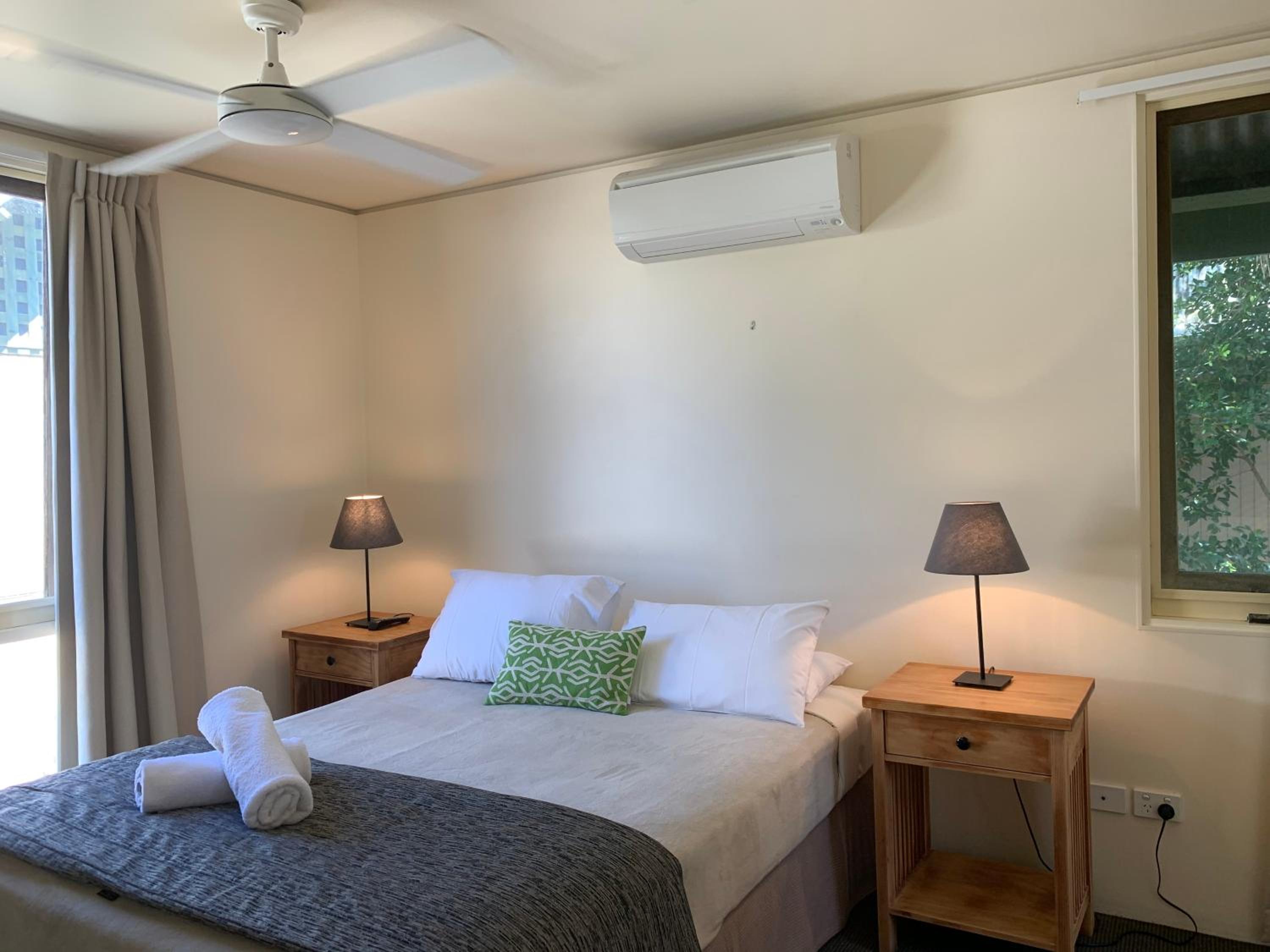 Super Budget Beach House