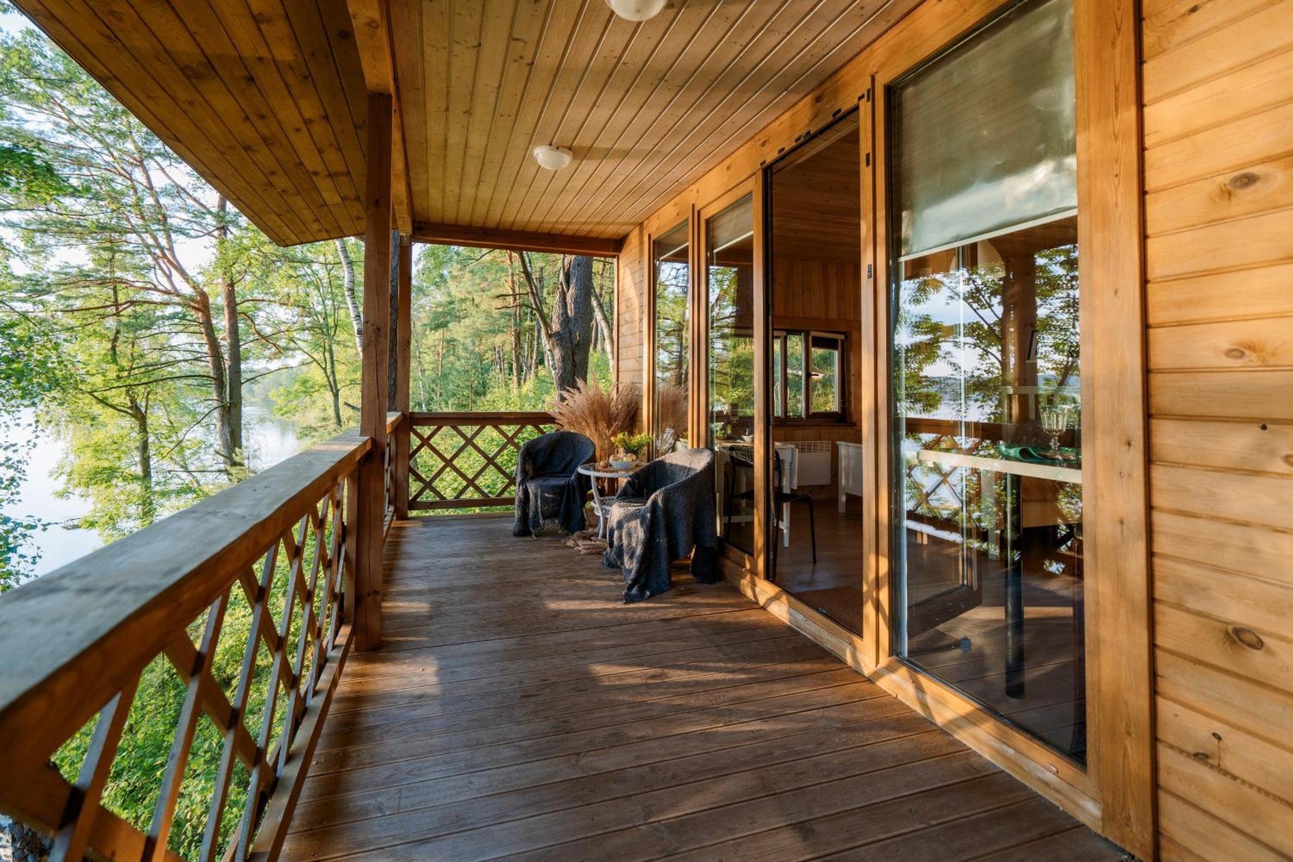 Double Room with Balcony - Photo 3