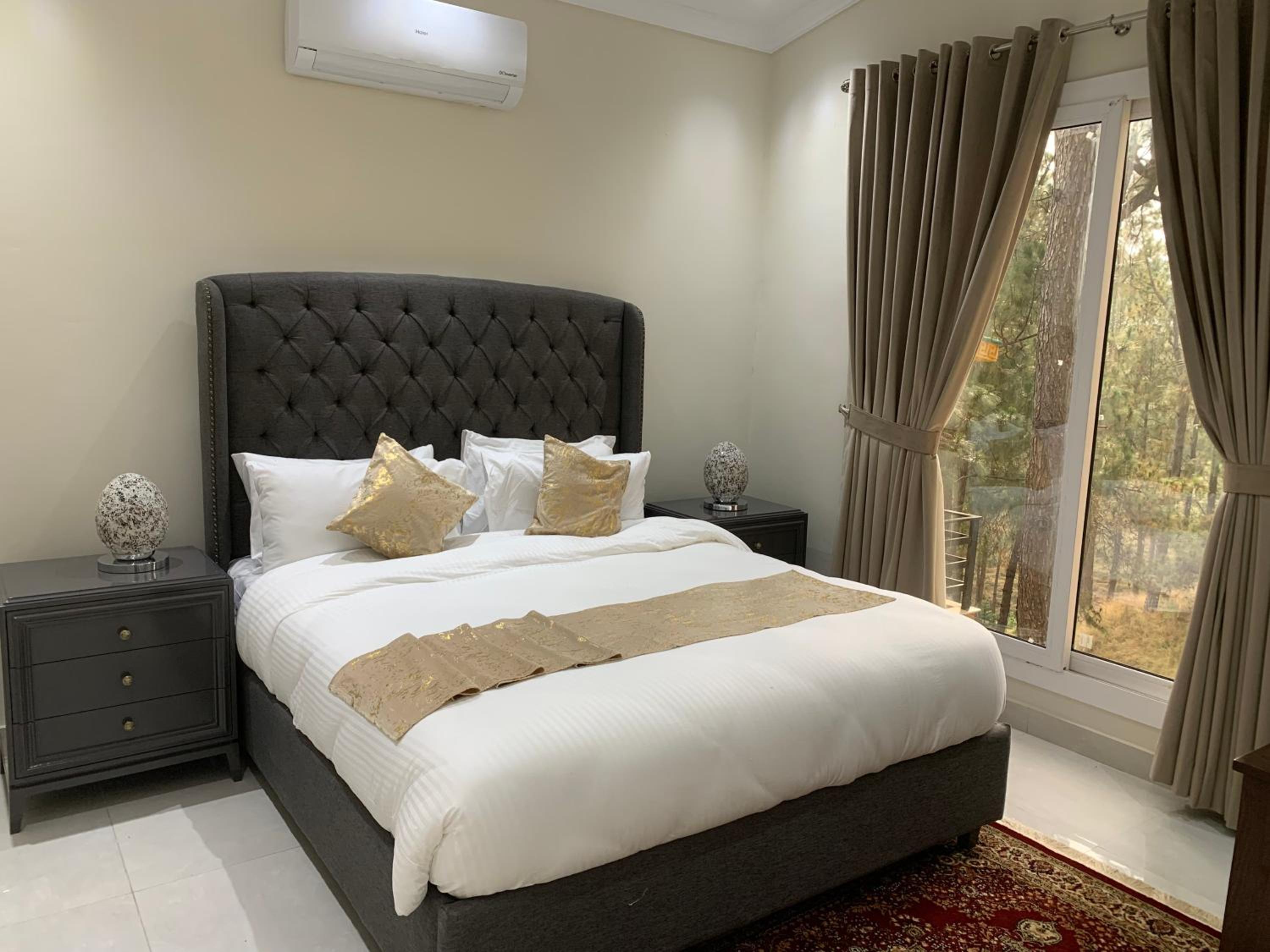 Deluxe Junior Suite photo 1