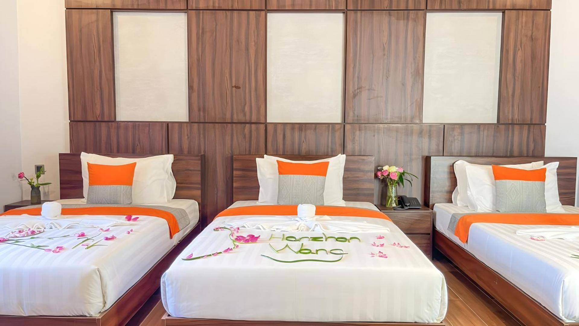 Triple Room with Balcony - Free Pick Up photo 1