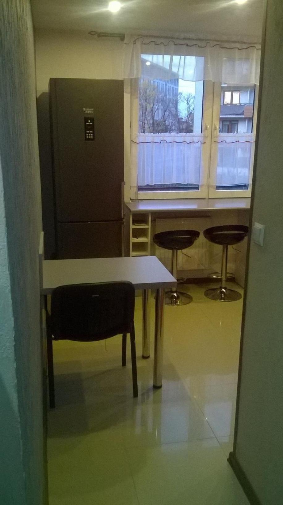 Three-Bedroom Apartment - Photo 16