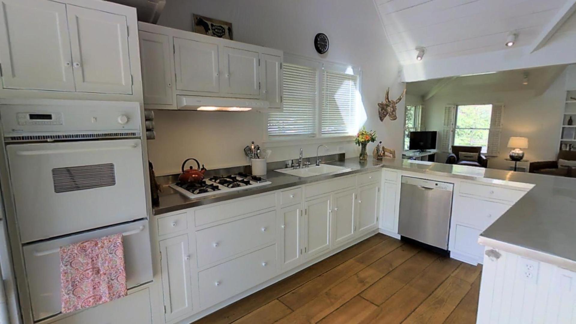 Two-Bedroom Holiday Home photo 3