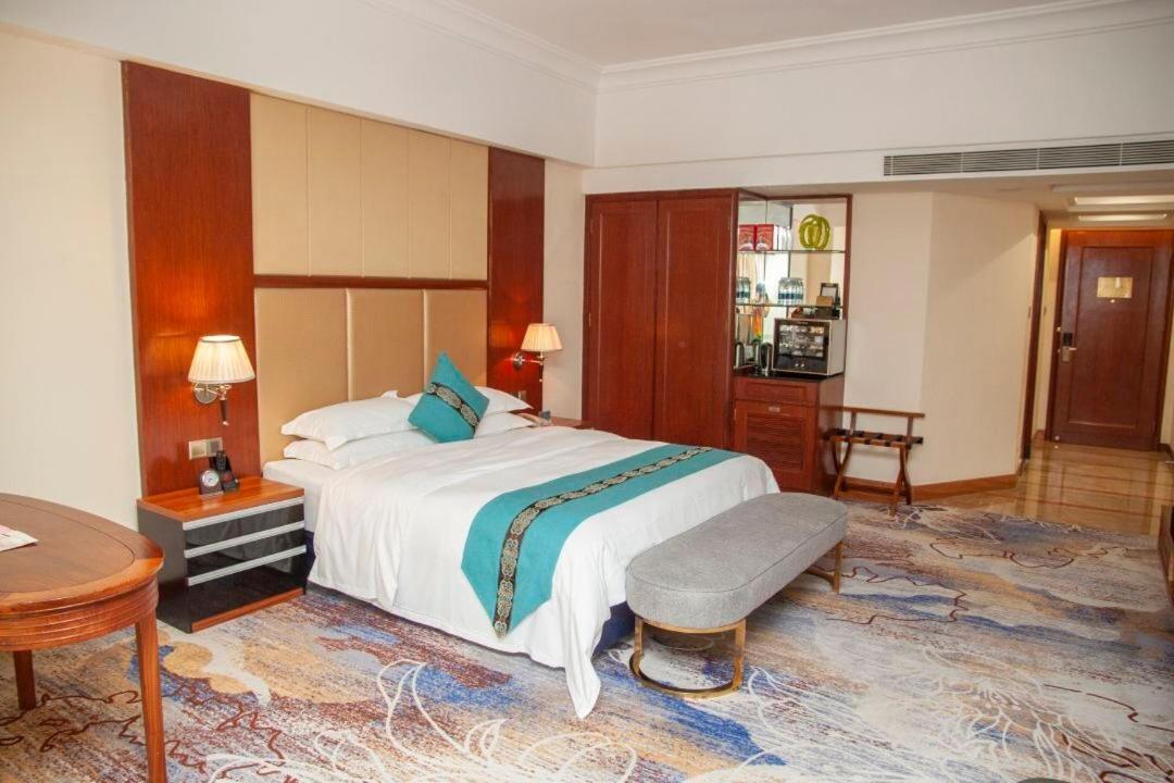 Superior Queen Room