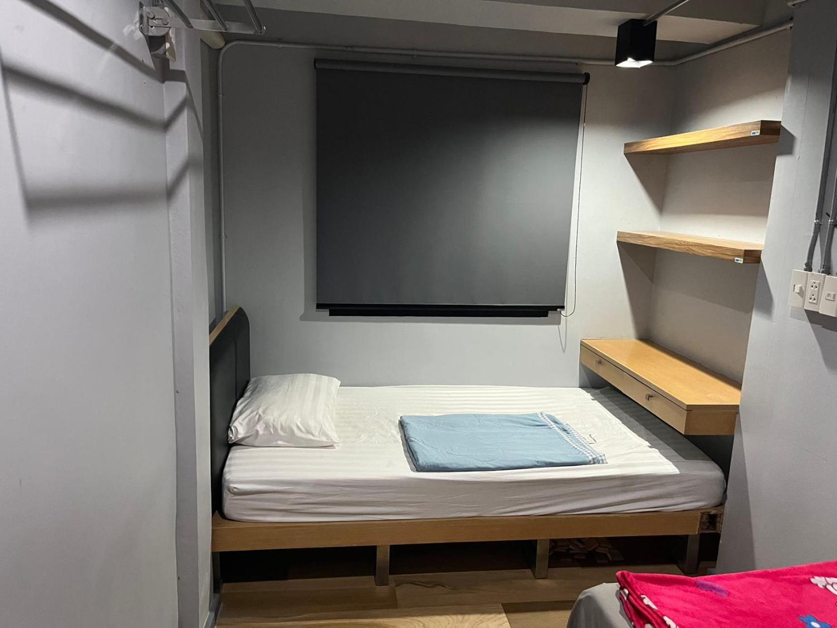 Twin Room with Shared Toilet photo 2