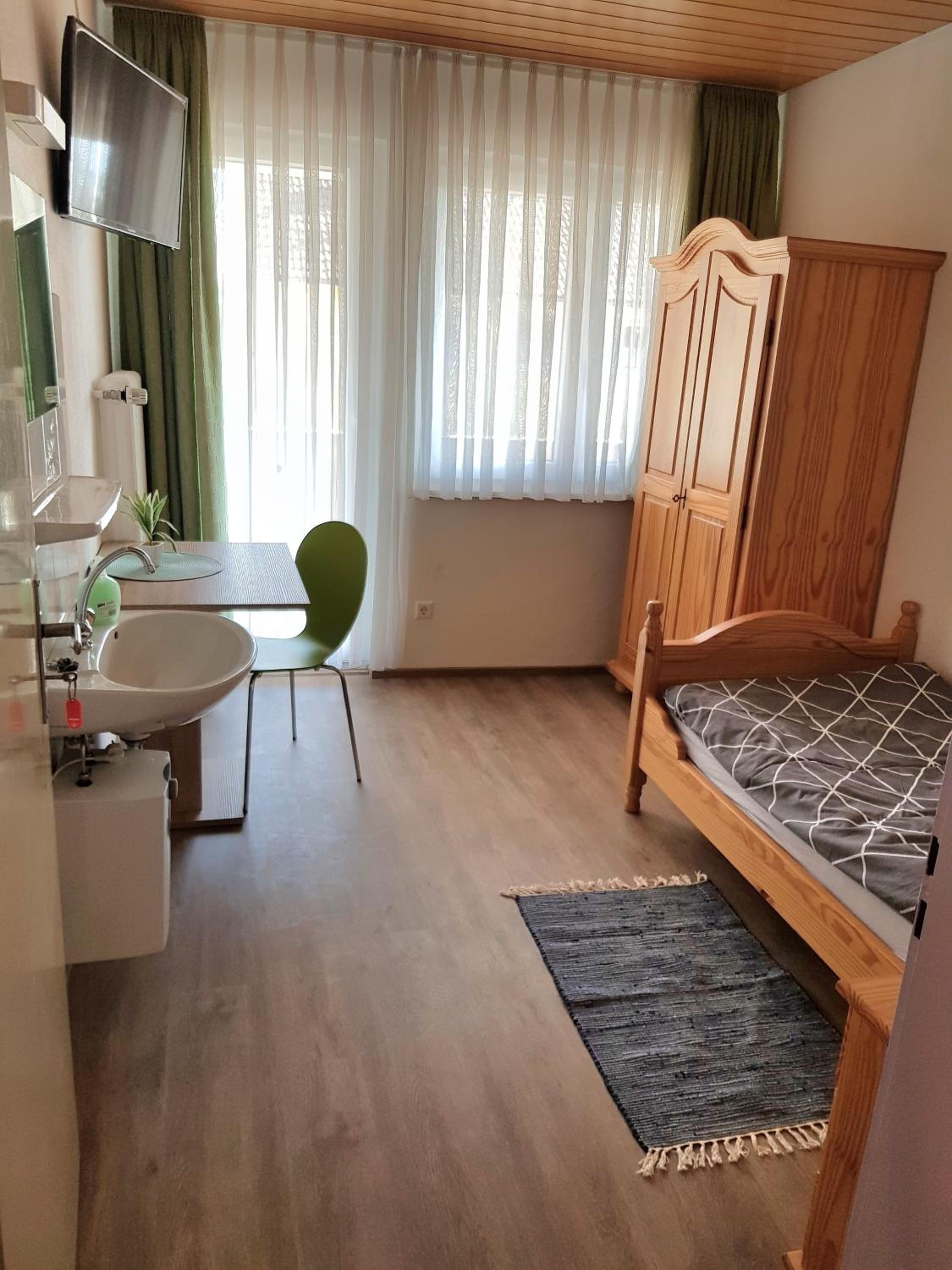 Single Room photo 1
