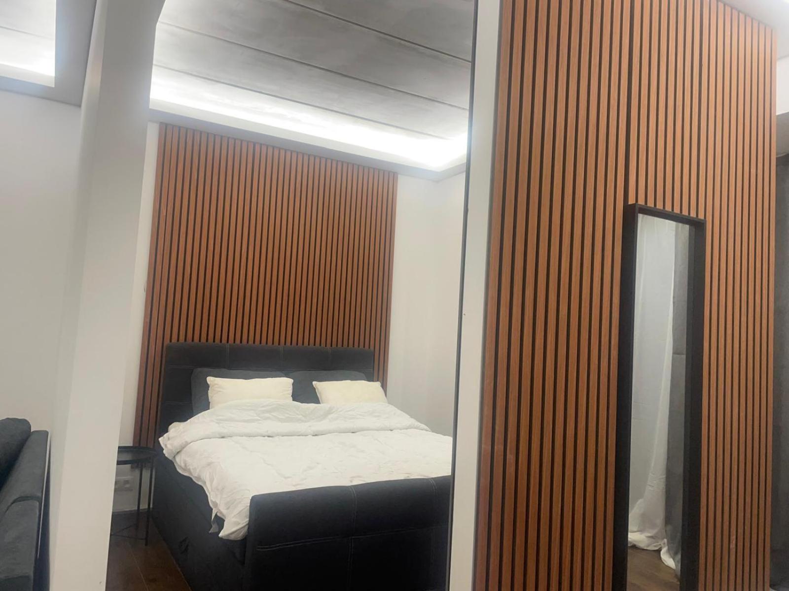 One-Bedroom Apartment - Photo 16
