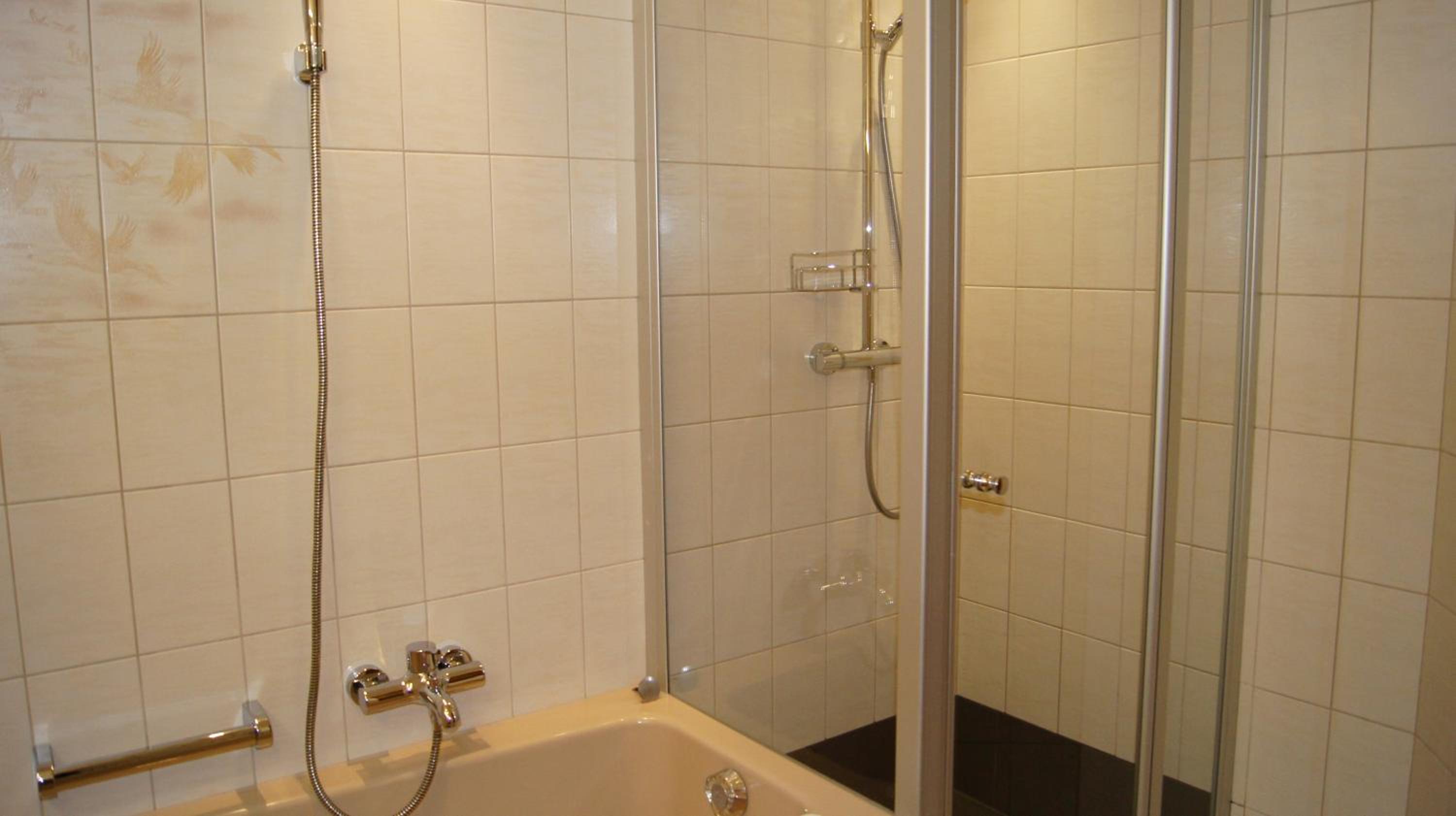 One-Bedroom Apartment - Photo 20