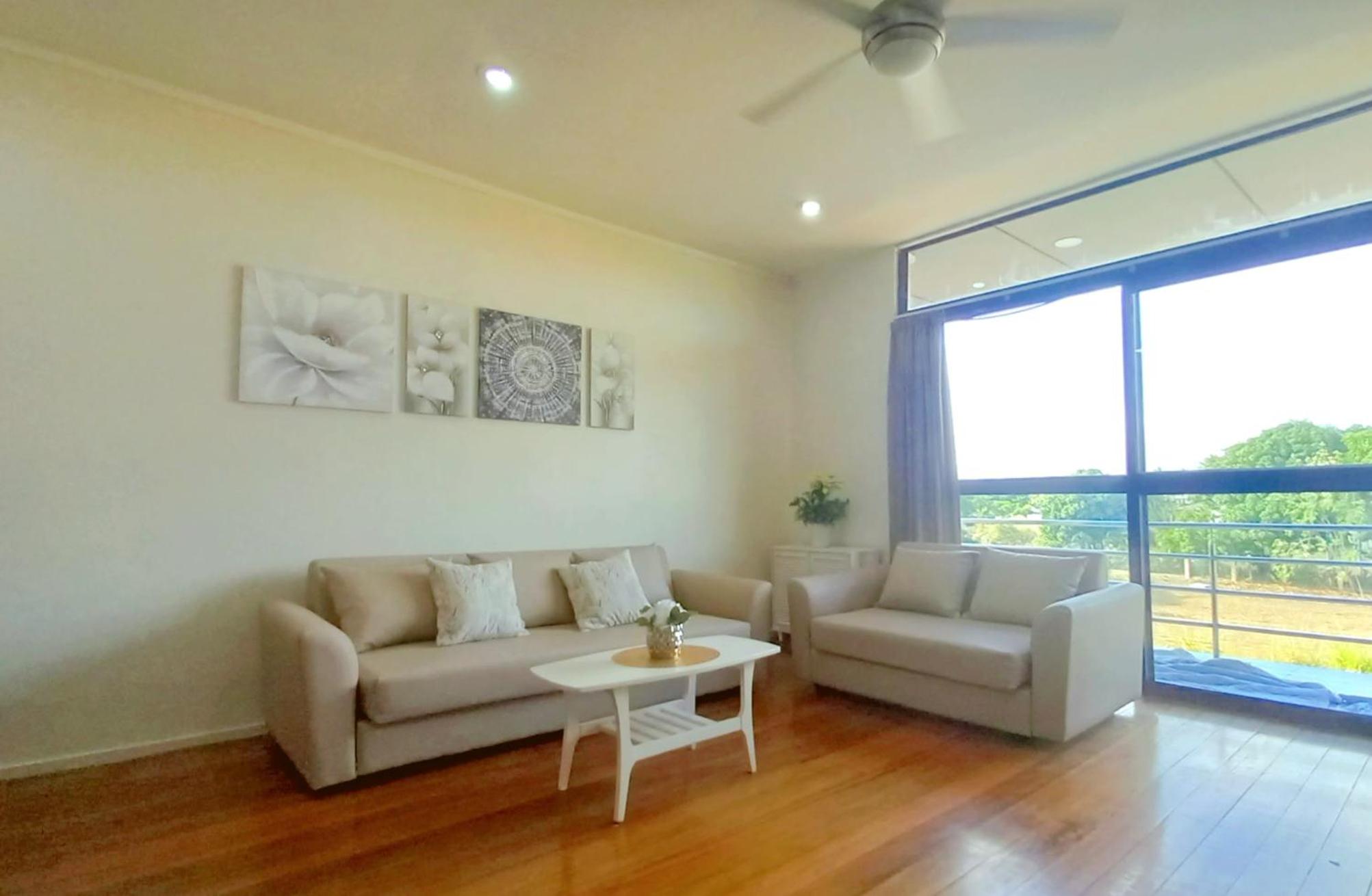 Two-Bedroom Deluxe Apartment with Garden View photo 1