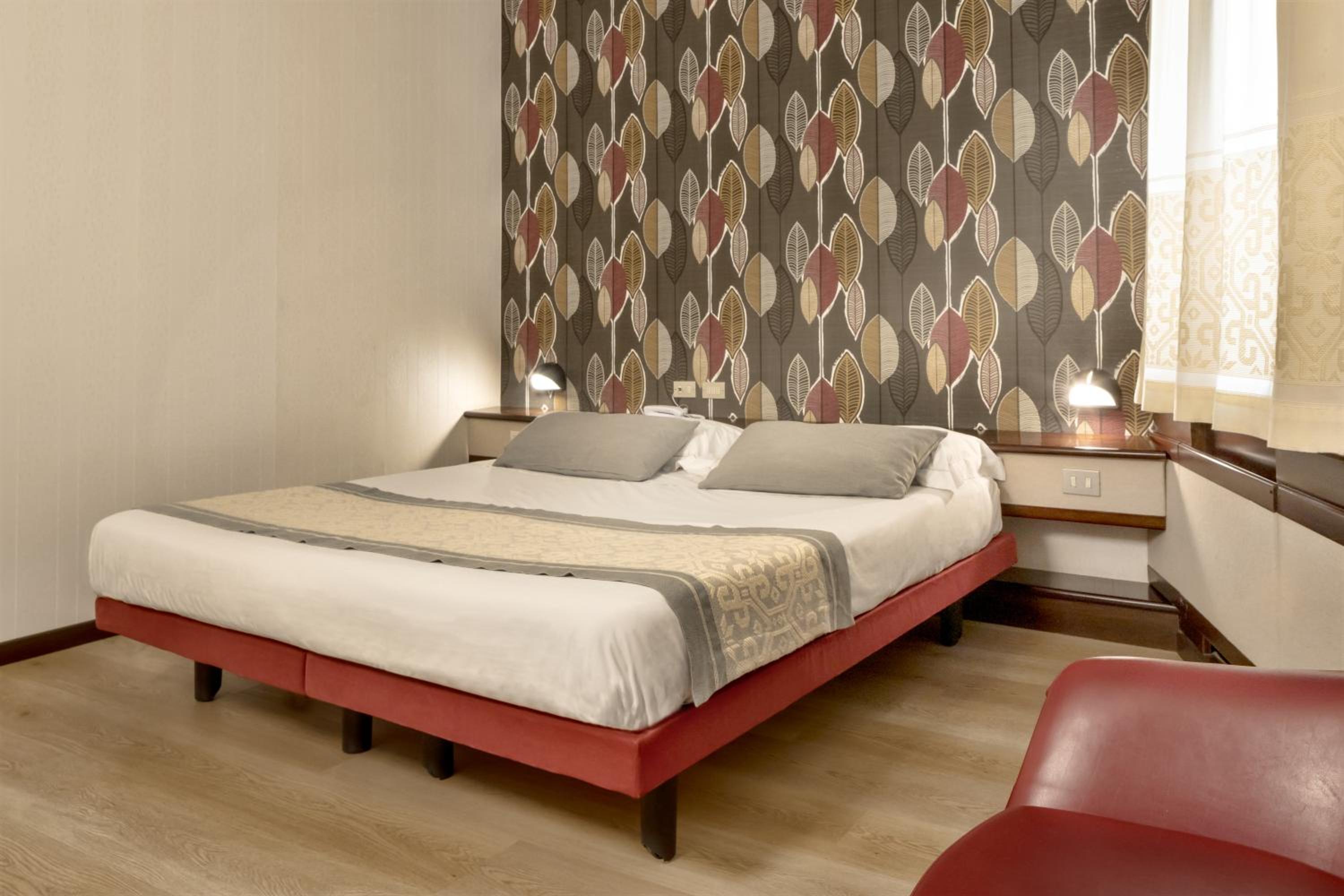 Classic Double Room - Photo 14