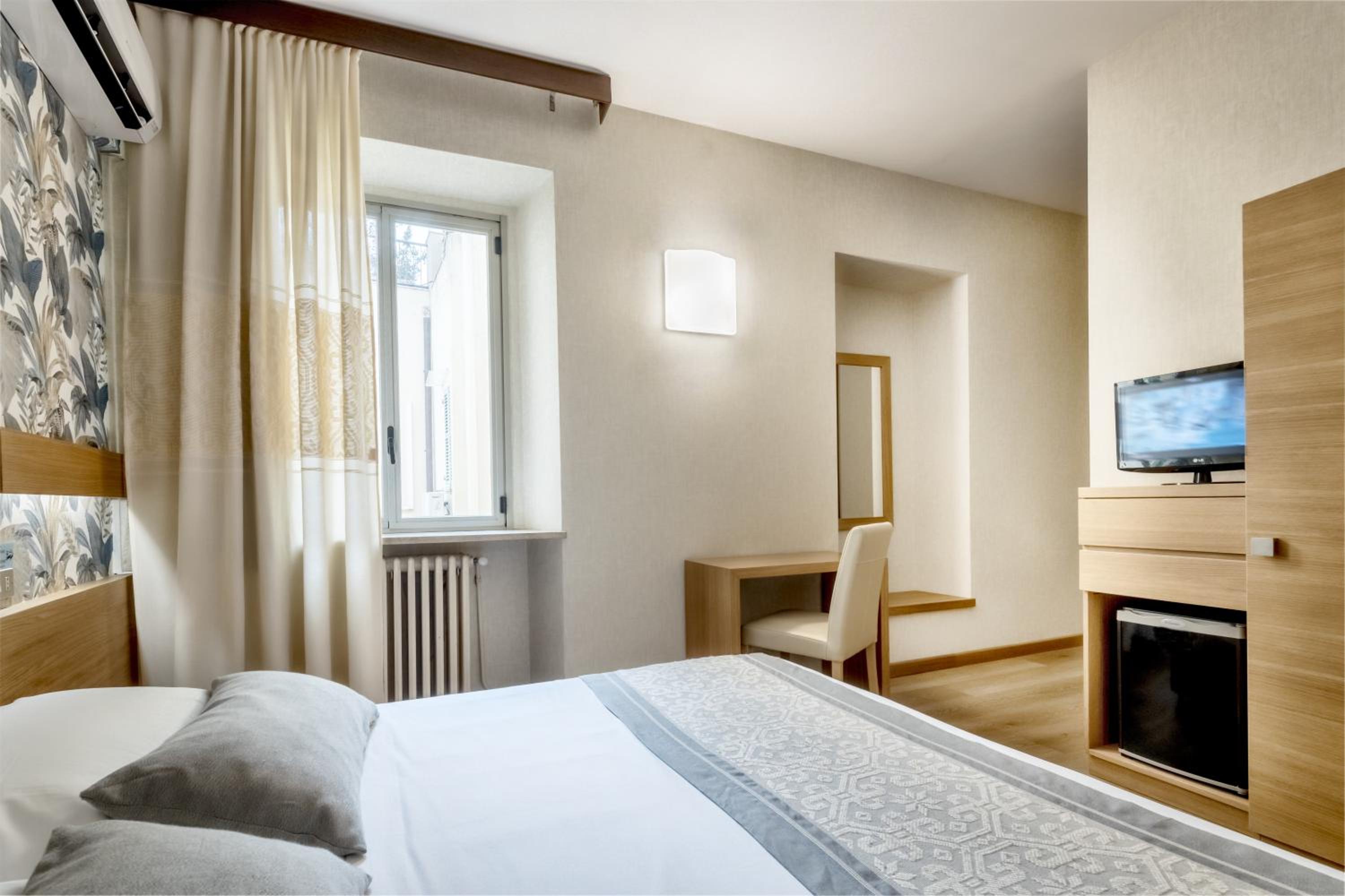 Classic Double Room - Photo 2