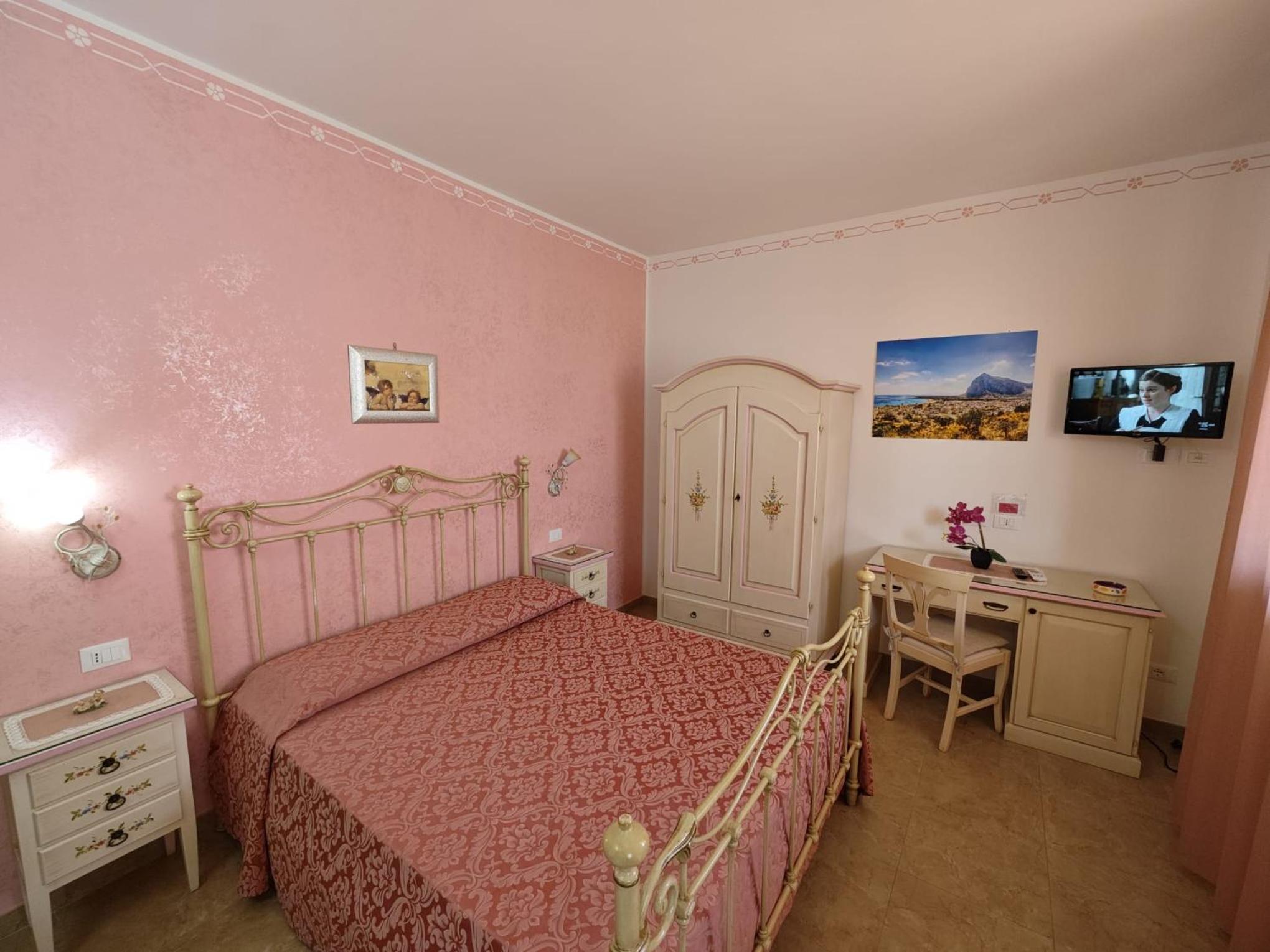 Double Room with Balcony photo 1