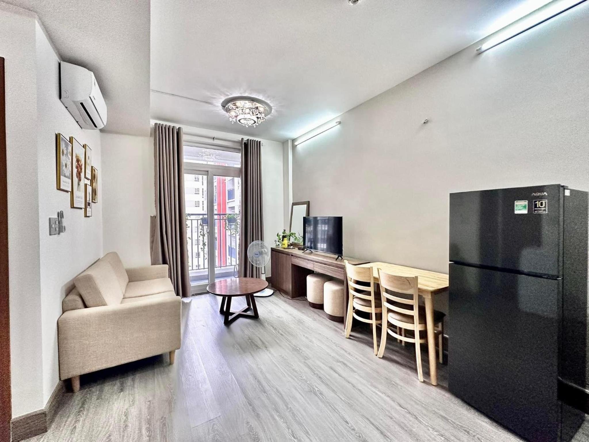 Two-Bedroom Apartment with Balcony photo 1