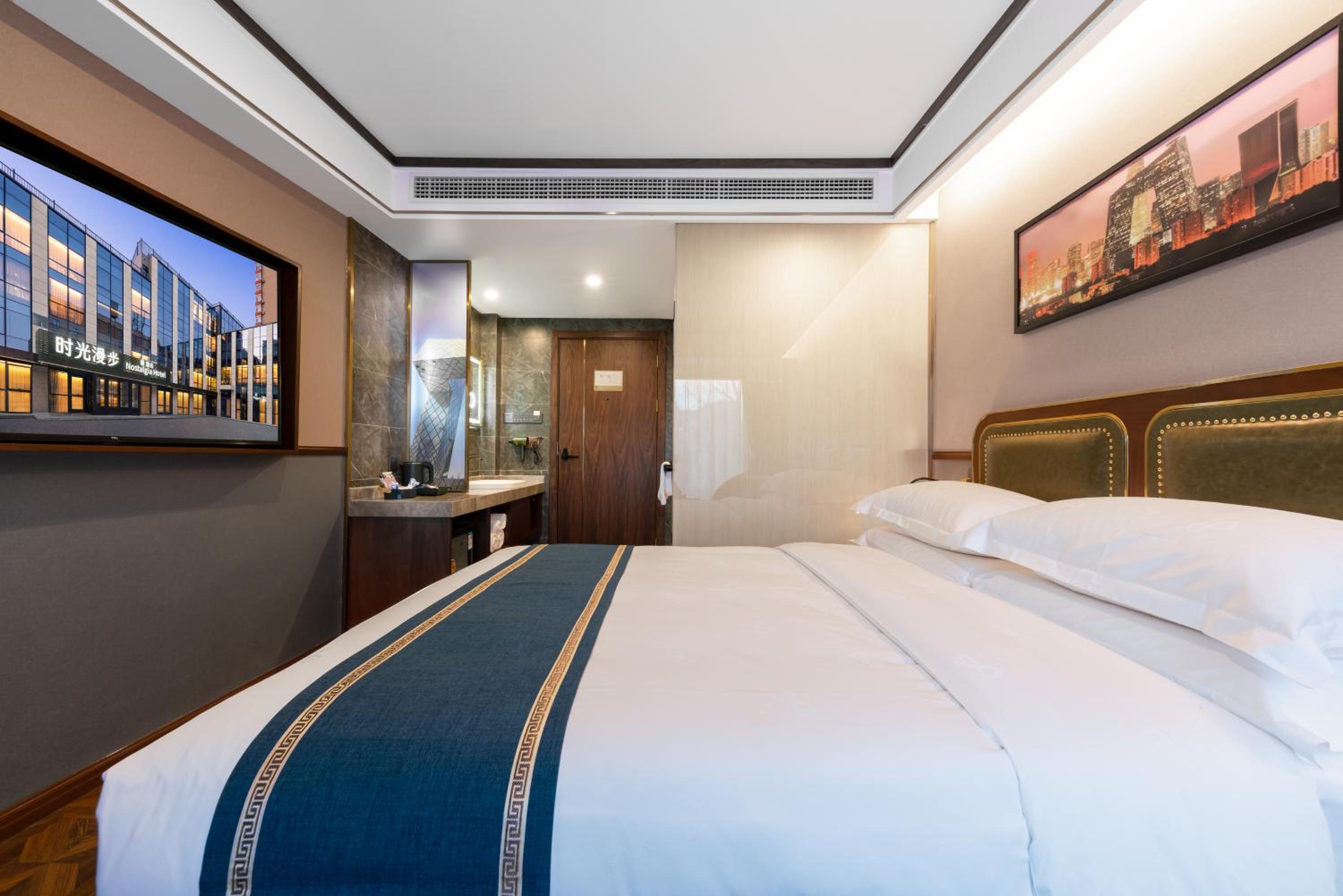 Standard Double Room - Photo 3