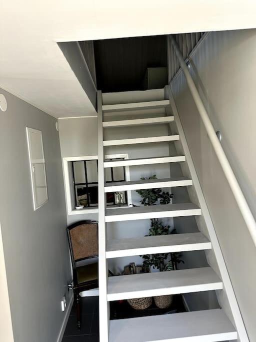 One-Bedroom House photo 2