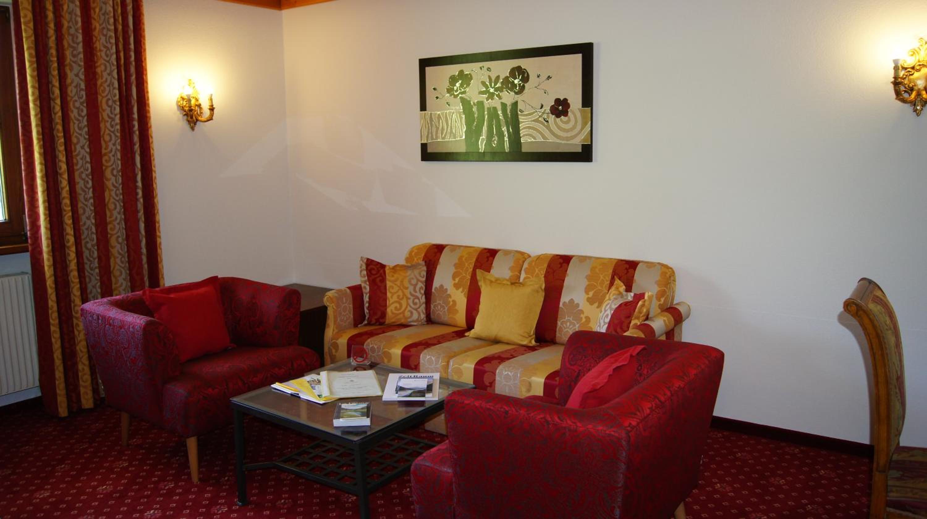 Apartment with Balcony - Photo 1